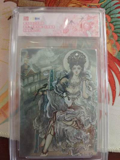 寸草不生 马年 第二期 - 春芳西游之花西拾
画师韦清瑜绘：太阴星君
银编 NO2/9