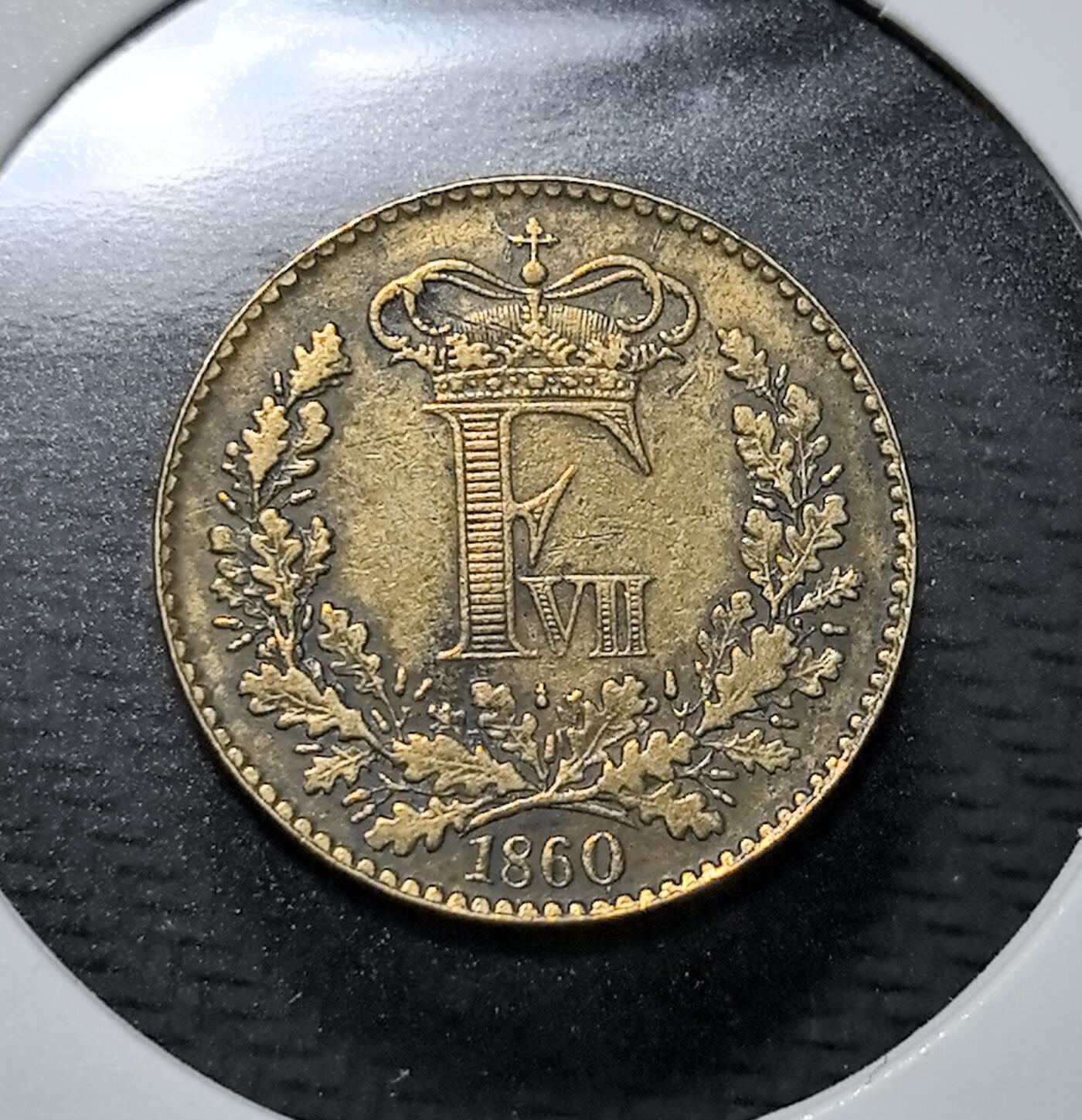 外国优质老铜币纪念币银币专场，周六晚上九点倒数截拍，满百包邮，周日发货,可寄存半年，喜欢朋友微信扫描二维码可直接参拍