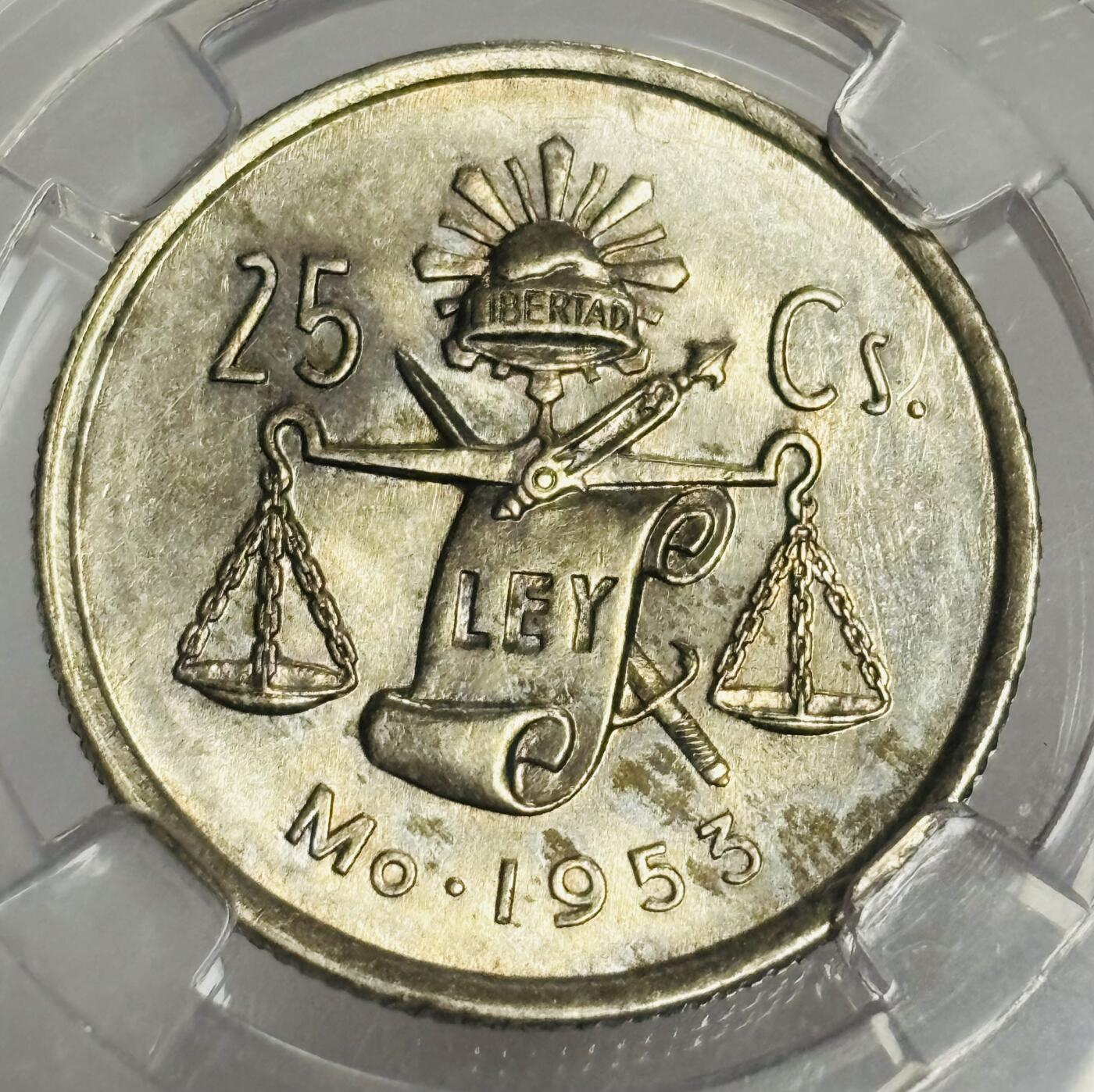 文馨钱币收藏第 299 场，长期接代拍业务 1953 年墨西哥天平 25 分银币，倒闭公司评级 MS64 分，评级币真假不退不换，需要原图私信后台