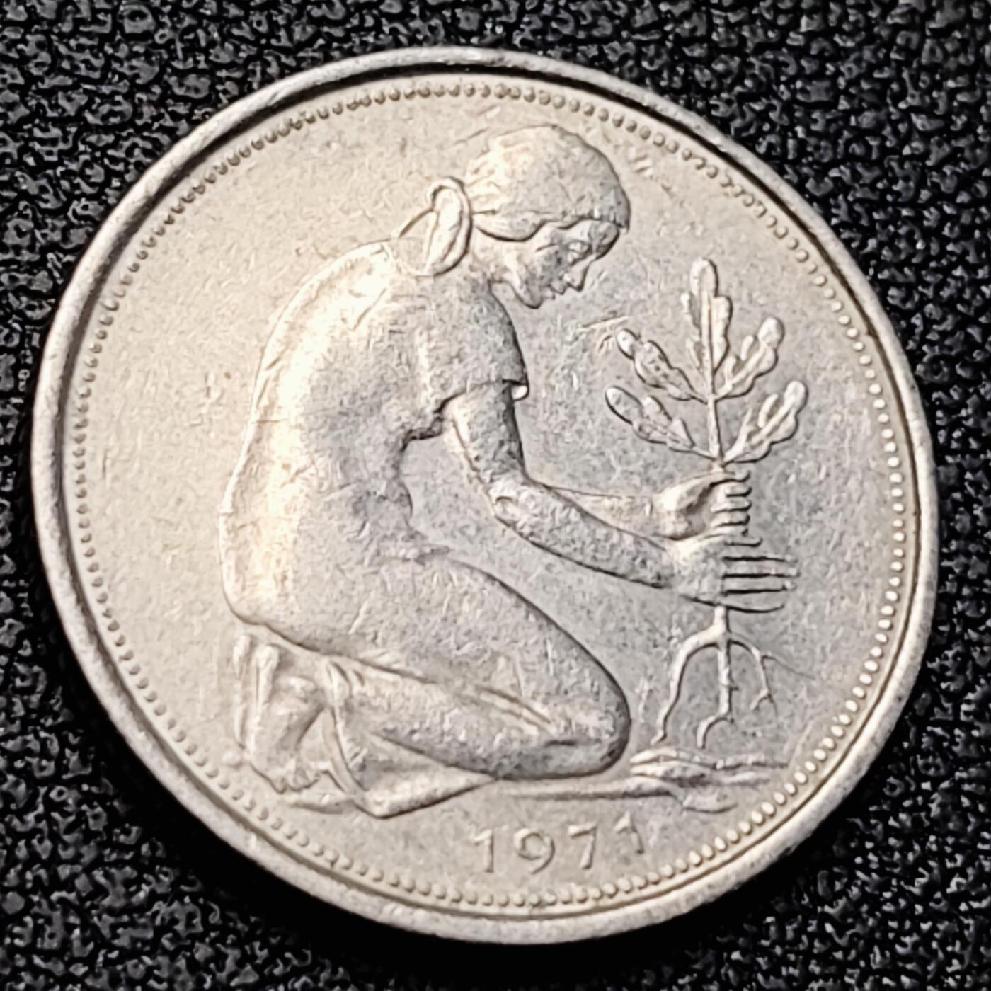 泉币菌-第223场-拍品多 请提前出价(工作原因  发货比较迟缓 已在拍卖规则里面说明 望理解)