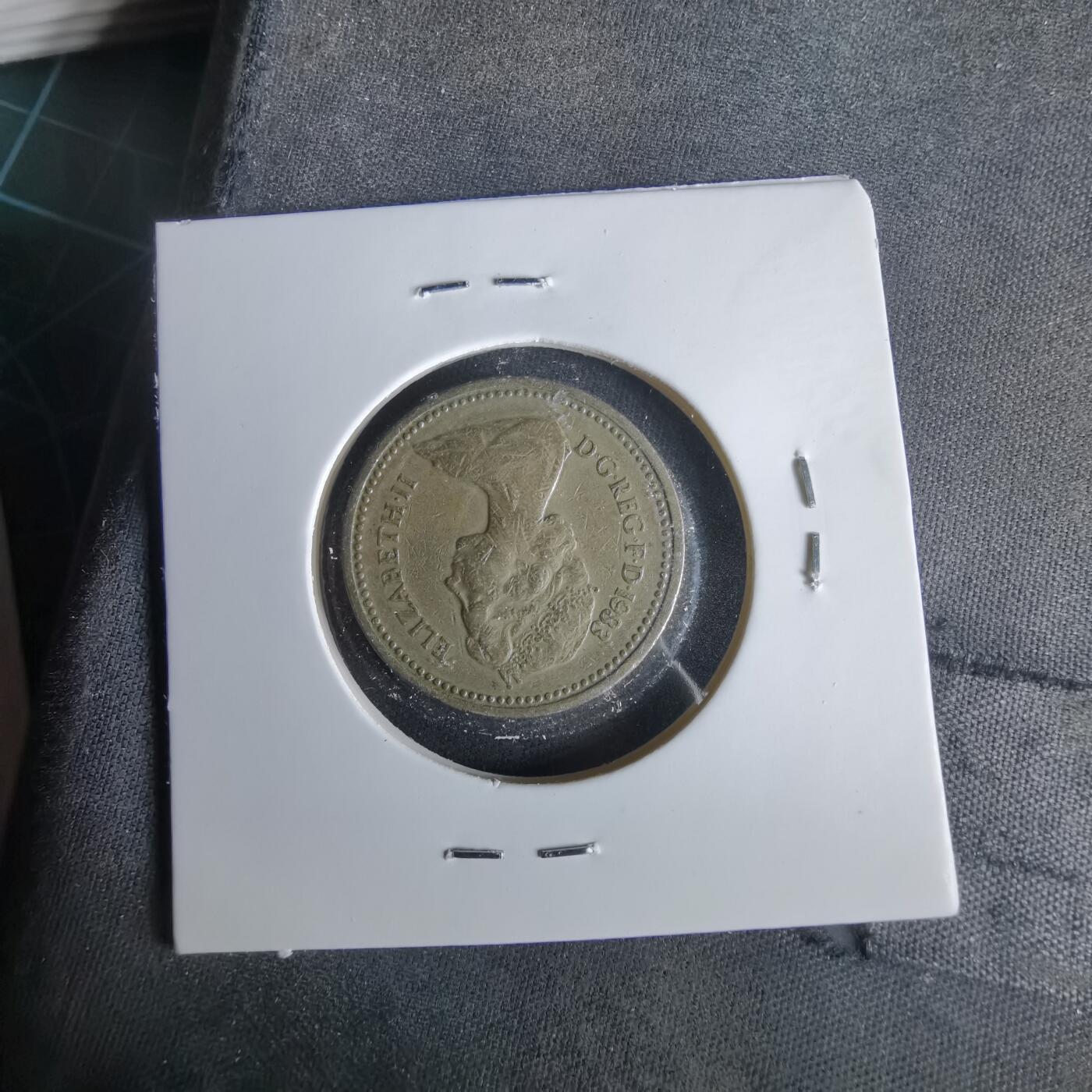 沼泽如烟--第1047场 英国1983年一磅