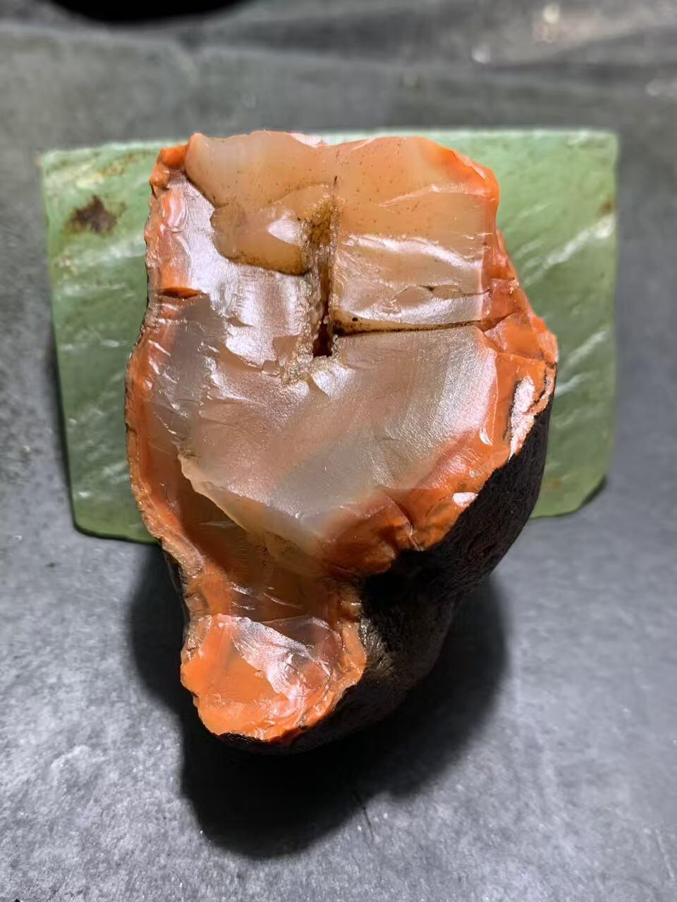 精美川料铁红皮开窗料荔枝冻心南红玛瑙原石一颗，