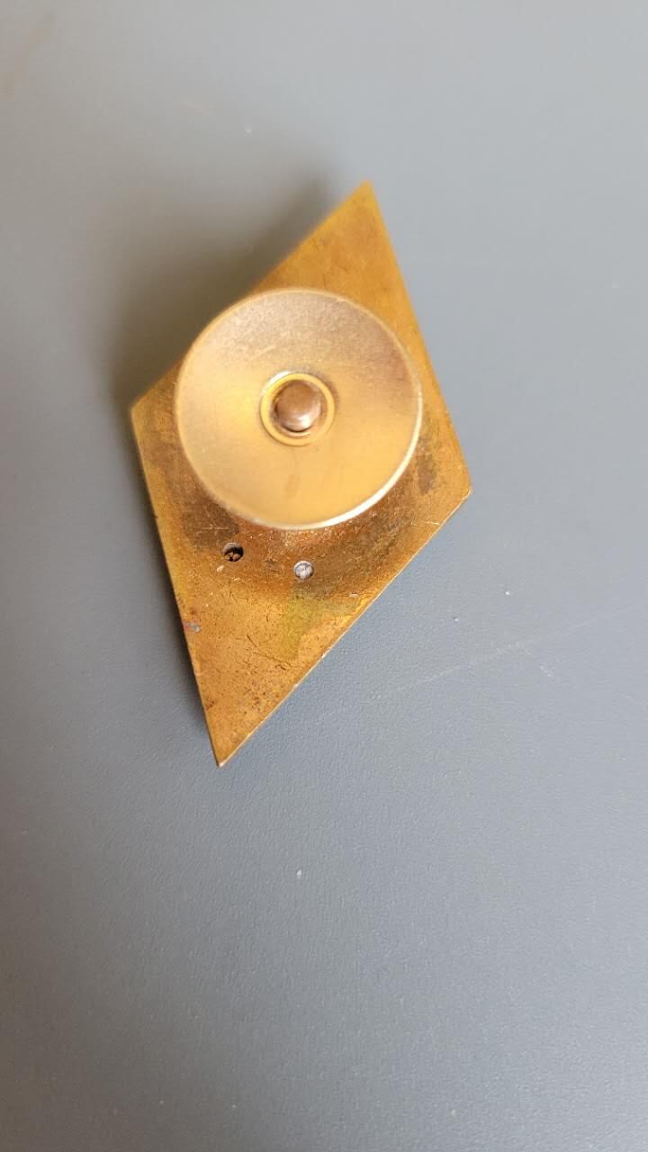 嘉宝良覃世界勋赏第26期拍卖 苏联高等理工校徽