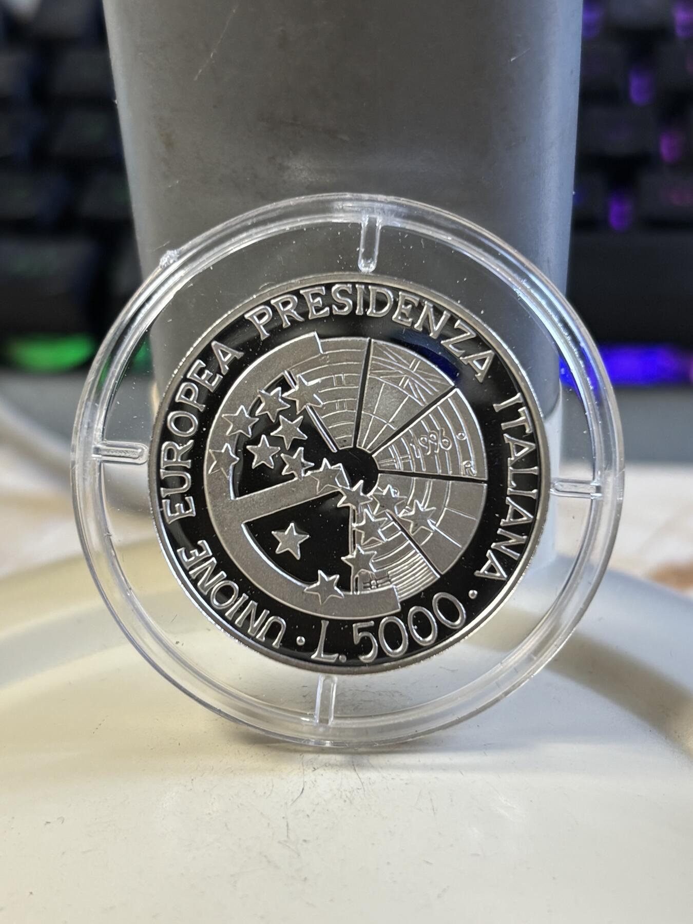第197期拍卖 意大利1996年欧盟轮值主席国5000里拉精制纪念银币，835银，18克，