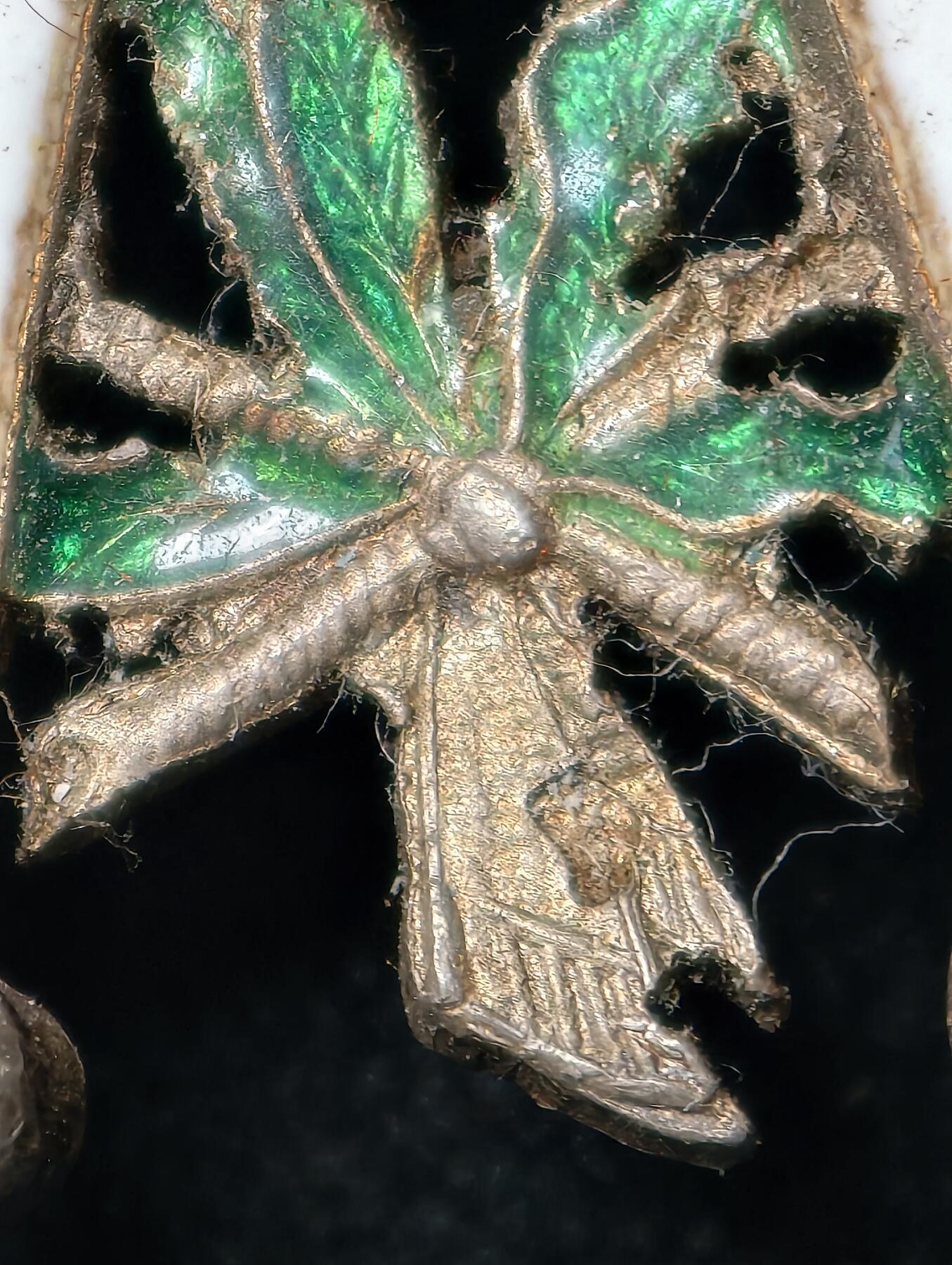 凯旋世界勋赏（第23期）（欢迎送拍）（对拍品有疑问请询问客服，不接受到手刀，出价默认拍品品相。请认真阅读拍卖规则！出价默认已认可！）（收到货请录制开箱视频，无视频概不处理问题。） 法国三共荣誉军团勋章23.9g银制