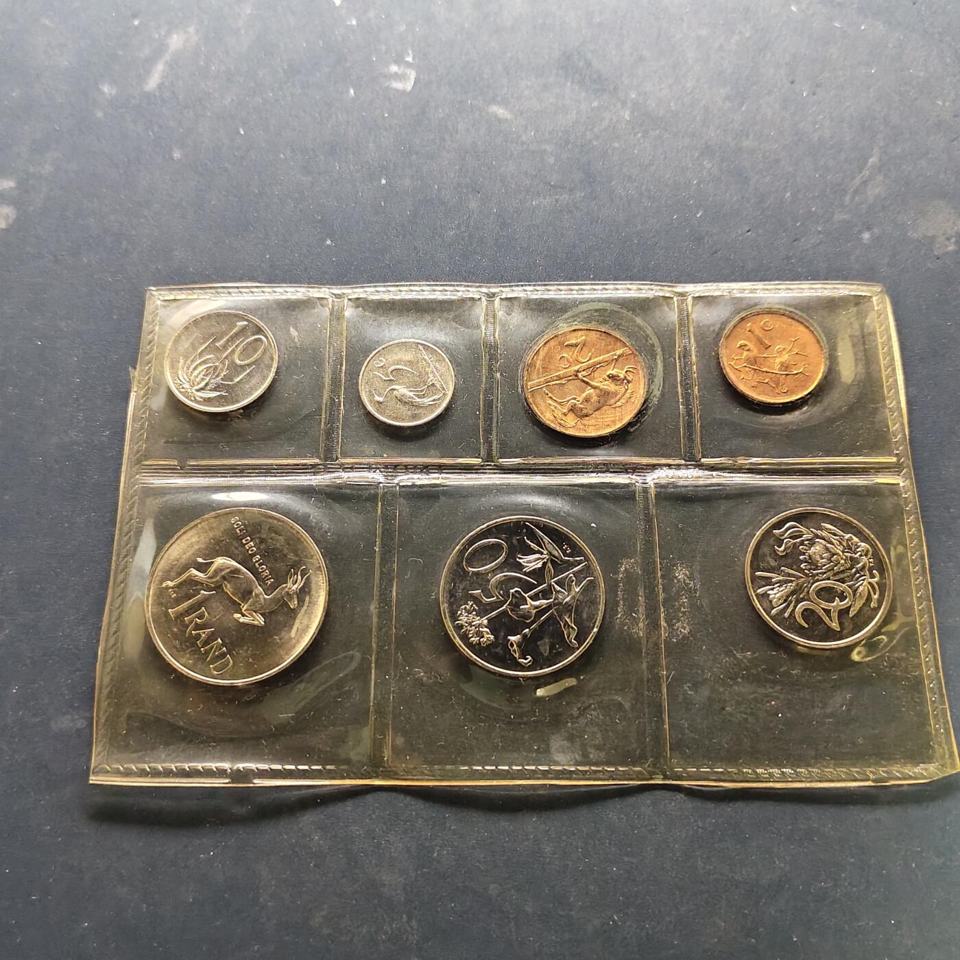 【全场包邮】纯粹捡漏拍521场 南非官方封装套币3套一组-含1990年封装+1986年封装+1965年封装