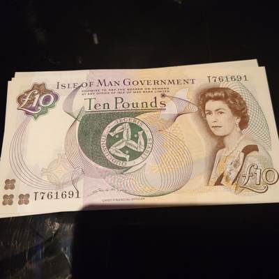 世界钱币～微拍第245期暨2026年第26期  新货卖剩品种部分上架提供选购 - 马恩岛10镑 全新绝品无4尾号691