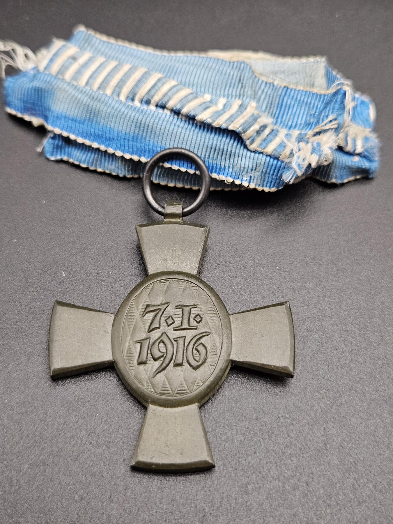 0元起拍勋章 第345期 咸鱼国勋章拍卖专场 4月12日（周日）下午6：00开始