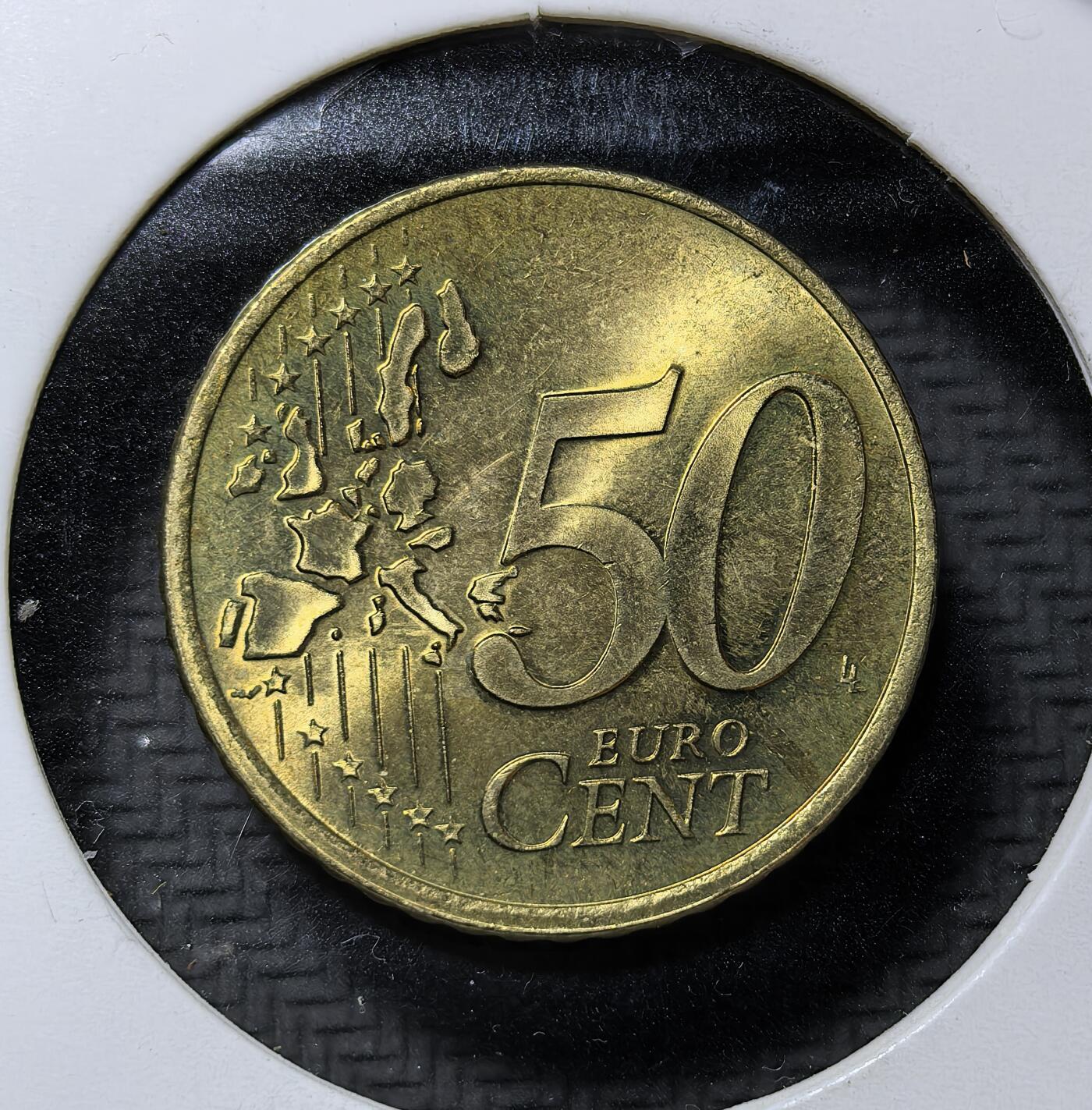 外国优质老铜币纪念币银币专场，周六晚上九点倒数截拍，满百包邮，周日发货,可寄存半年，喜欢朋友微信扫描二维码可直接参拍 原光荷兰贝娅特丽克丝女王50欧分，背面是统一欧元设计，是欧元区首批流通币，见证荷兰加入欧元区、欧洲一体化进程。