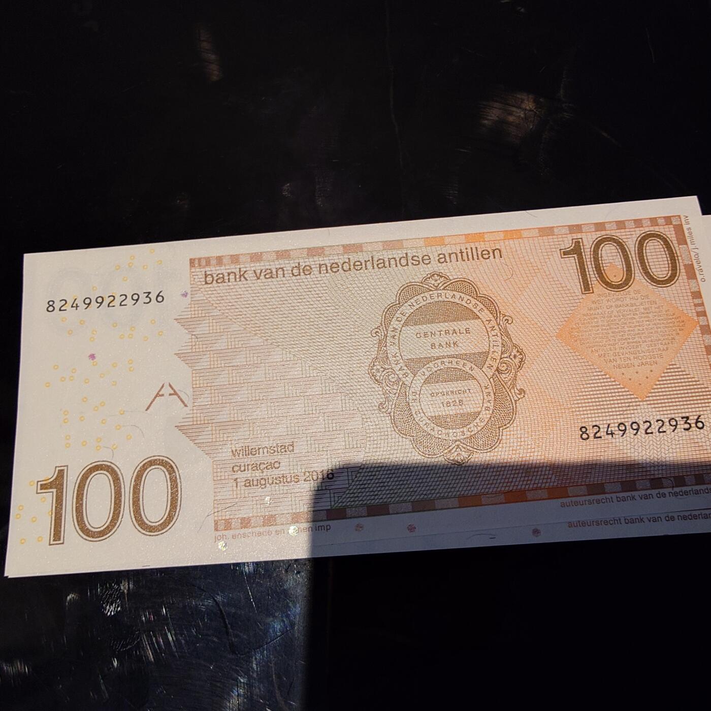 世界钱币～微拍第245期暨2026年第26期  新货卖剩品种部分上架提供选购 2016年荷属安地列斯群岛100盾 全新绝品尾号936