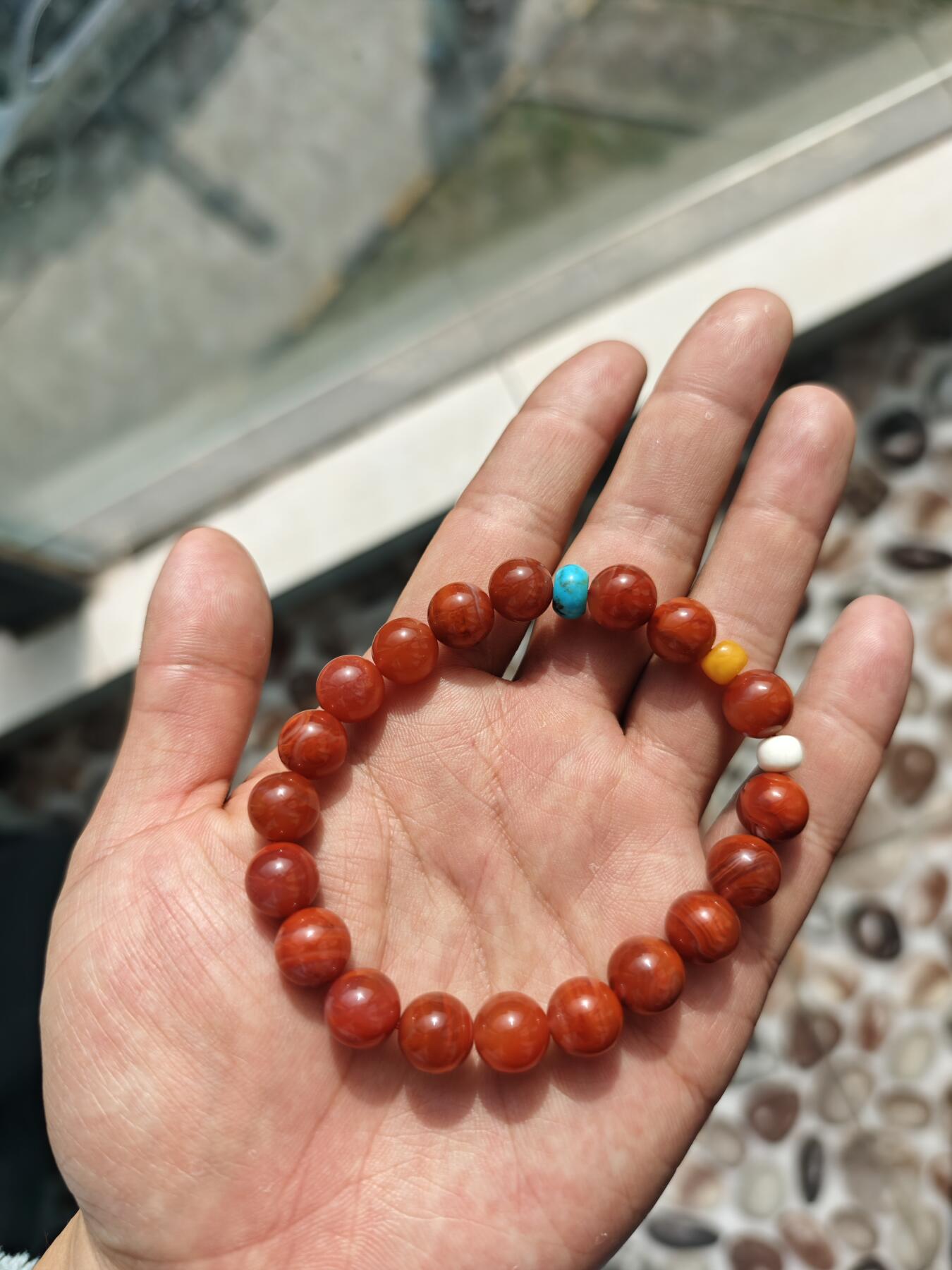 捡漏价！限时三天！
出一个全新瓦西火焰多宝手串