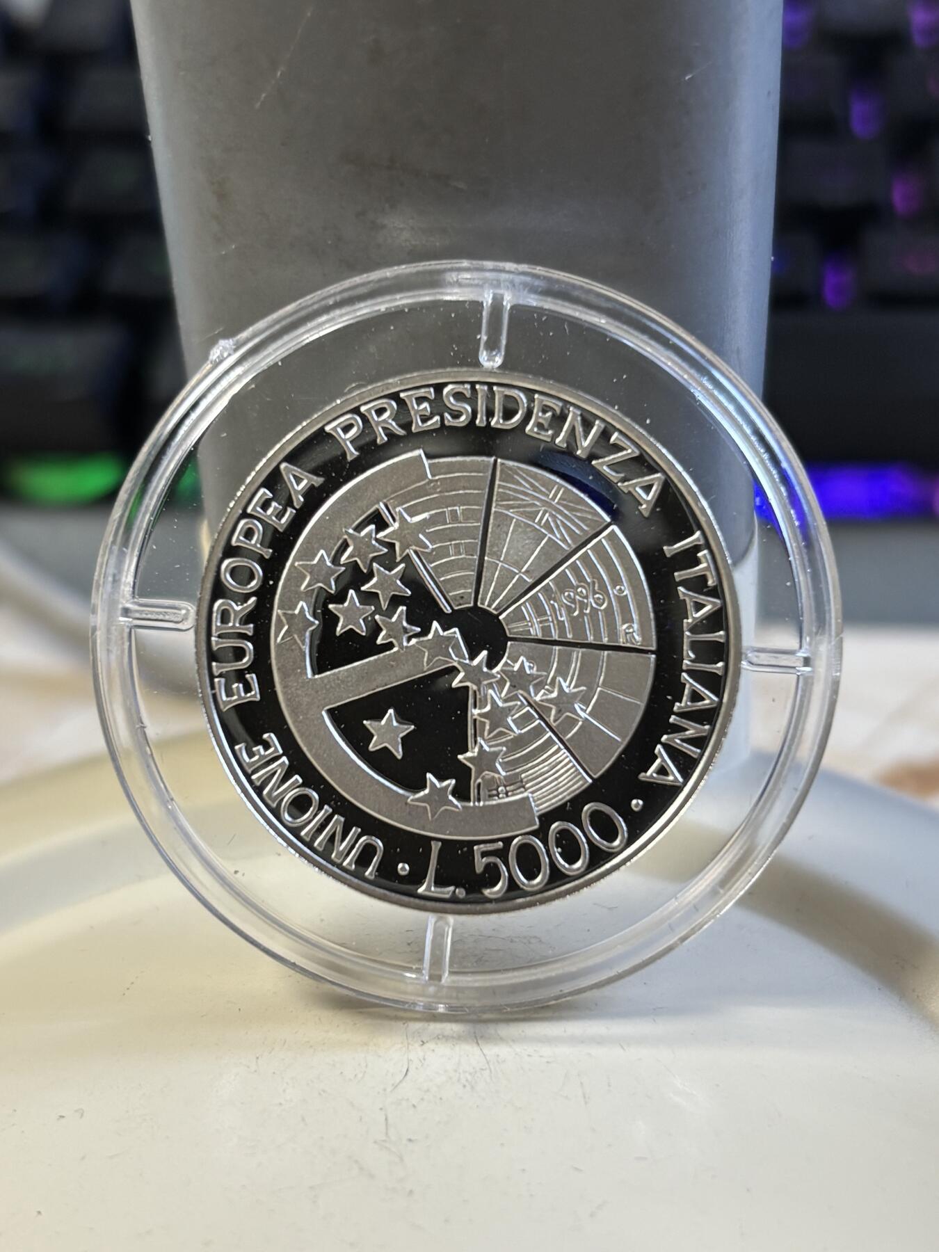 第197期拍卖 意大利1996年欧盟轮值主席国5000里拉精制纪念银币，835银，18克，