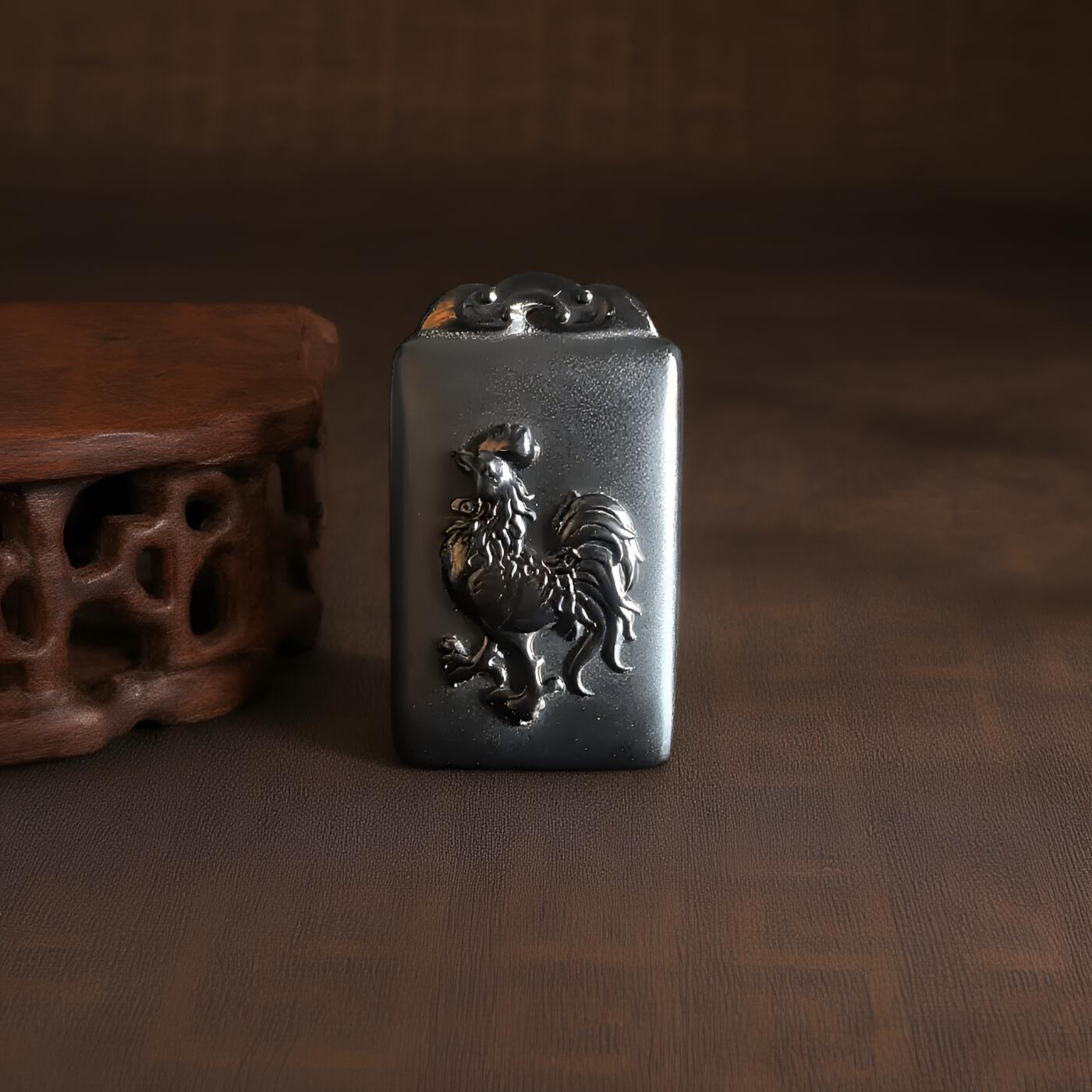 碧月说宝 君子怀瑾·当代和田玉清风专场(八) 和田玉黑青鸡生肖牌