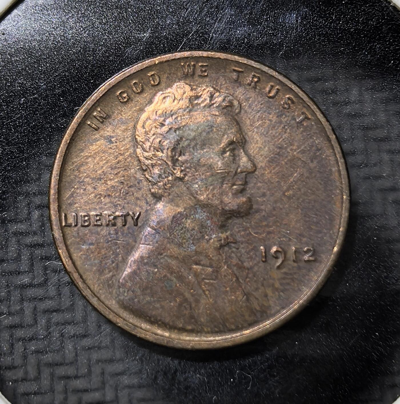 外国优质老铜币纪念币银币专场，周六晚上九点倒数截拍，满百包邮，周日发货,可寄存半年，喜欢朋友微信扫描二维码可直接参拍