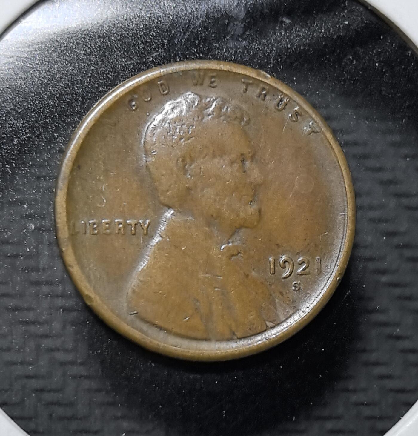 外国优质老铜币纪念币银币专场，周六晚上九点倒数截拍，满百包邮，周日发货,可寄存半年，喜欢朋友微信扫描二维码可直接参拍