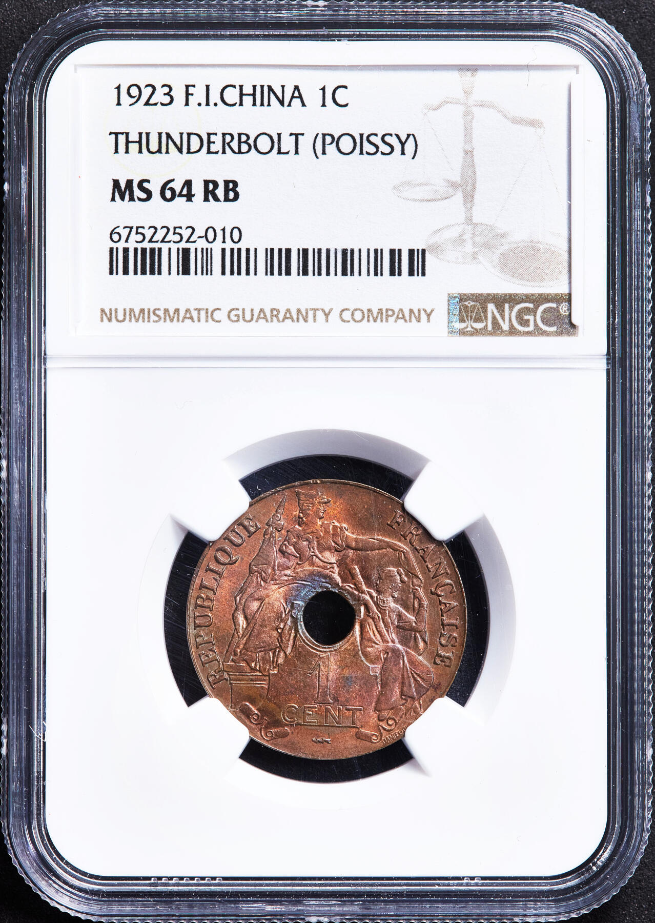 【俄甄集藏】满园春色-2026年(051)04-22星期三 晚 19:30 全场包邮 法属印度支那1923年A版中孔百分之一（1分）铜币，NGC MS64RB，原铜光，少见法国普瓦西造币厂版