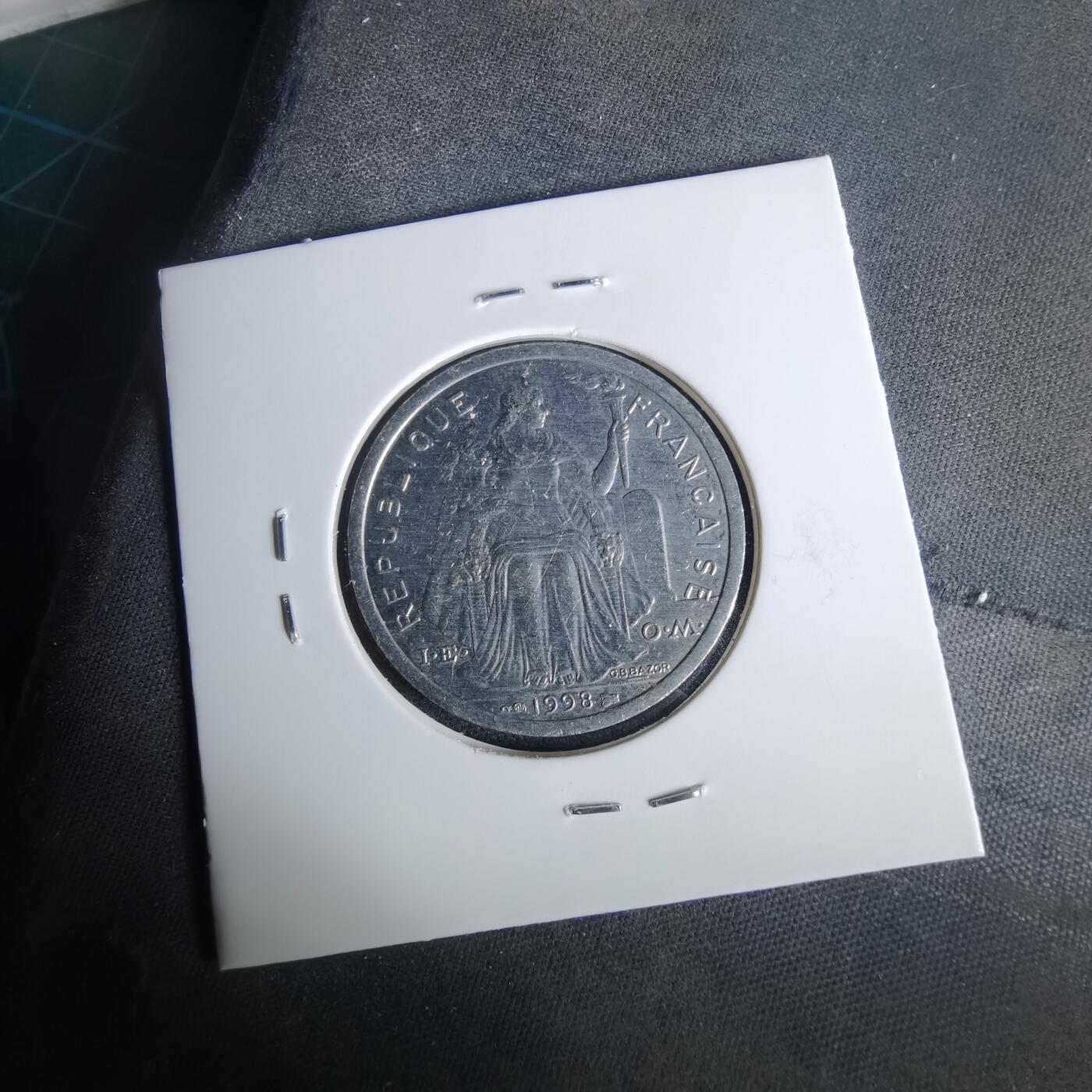 沼泽如烟--第1049场 法属新喀里多尼亚1998年2法郎