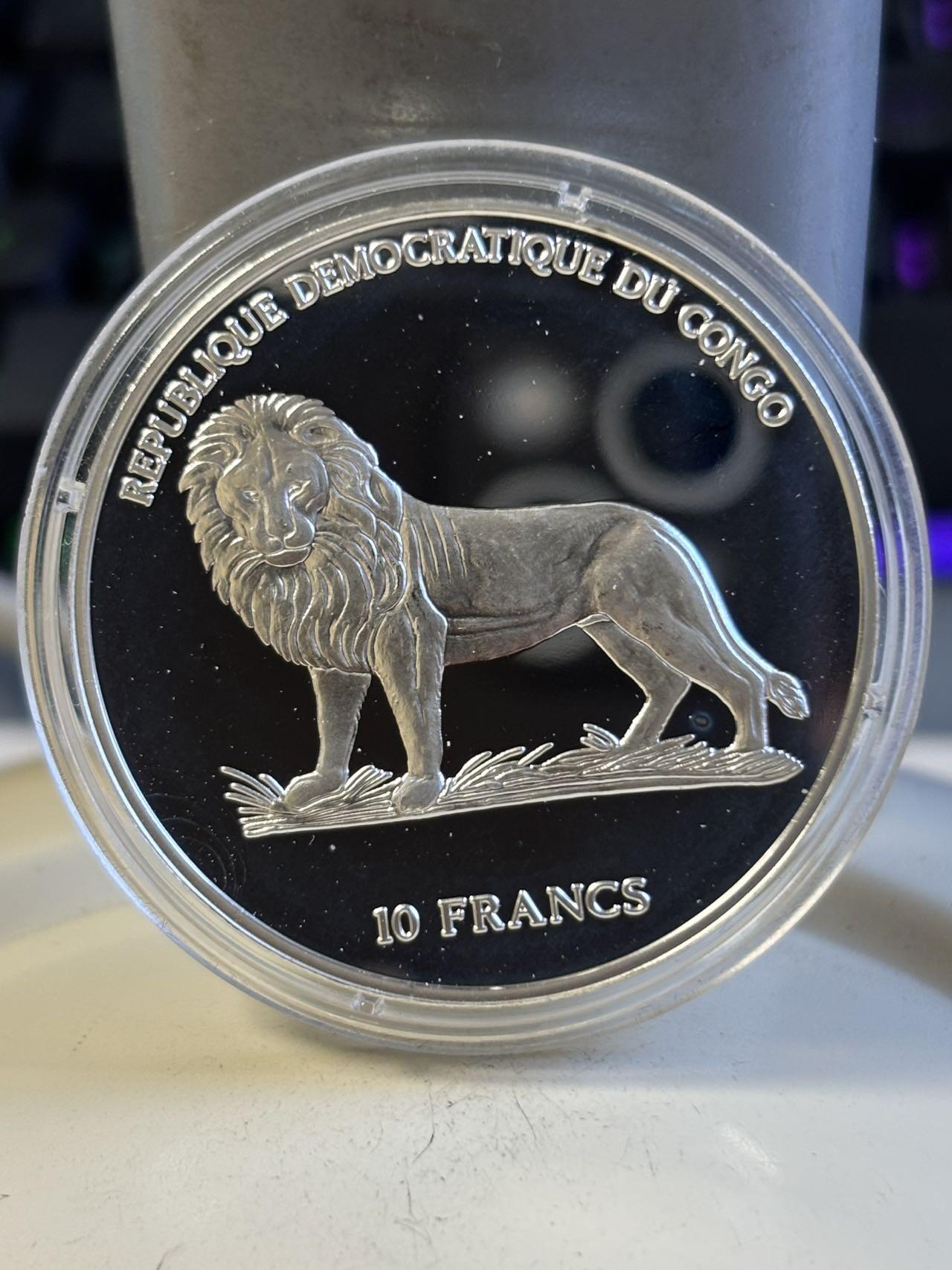 第197期拍卖 刚果2000年千禧年系列丢勒自画像精制纪念银币，925银，20克，有氧化，发行5000枚