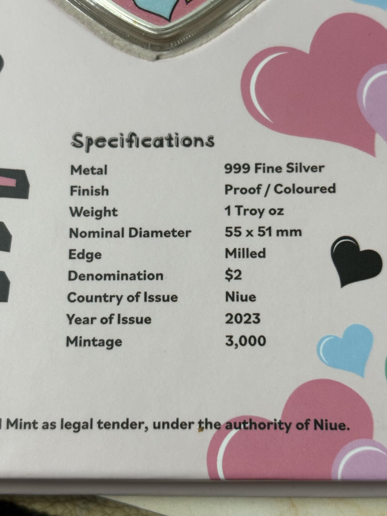 第197期拍卖 纽埃2023年迪斯尼爱情系列米奇和米妮心形彩色1盎司纪念银币，999银。发行3000枚