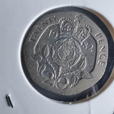 沼泽如烟--第1048场 - 英国1982年20便士