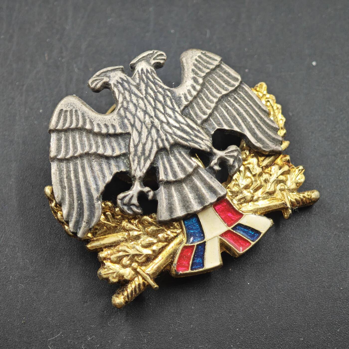 4月11日结束，成斌徽章钱币专场