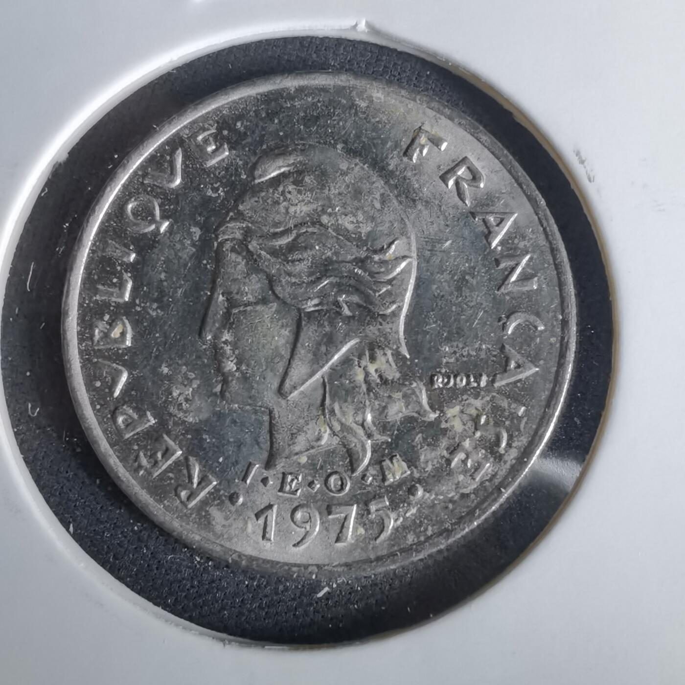 沼泽如烟--第1049场 法属波利尼西亚1975年10法郎