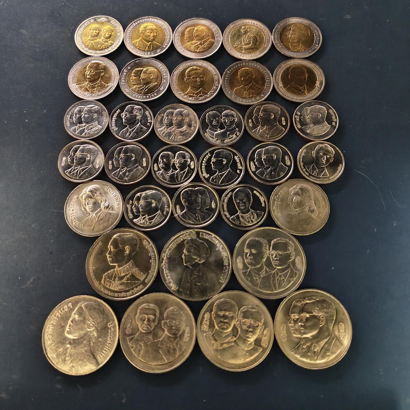 【全场包邮】纯粹捡漏拍521场 【批量】泰国早期拉玛九世时期各面值纪念币34枚一组-含2铢17枚+10铢双色币10枚+10铢大纪念币7枚