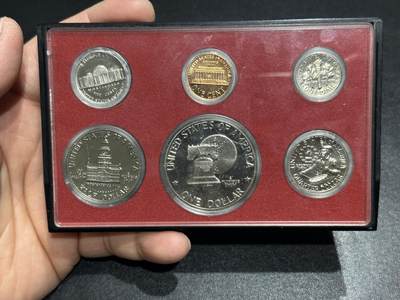《外钞收藏家》第六百二十六期（精品场）（长期征集拍品、欢迎藏友们联系合作） - 美国1976年精制6枚硬币一套，建国200周年纪念
