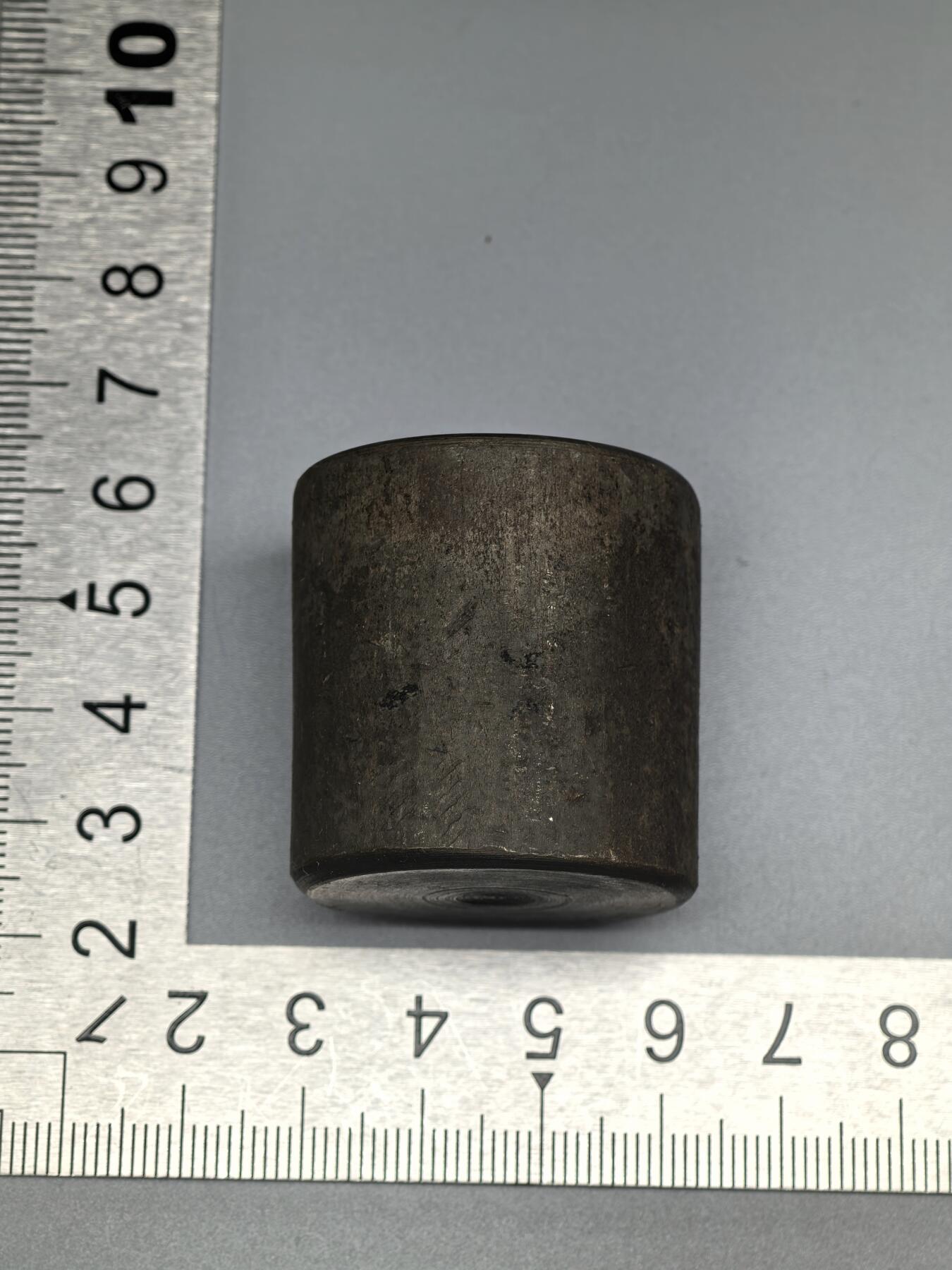 小驴勋章奖章收藏4月11日周六晚六点拍卖（珍爱和平，收藏战争，铭记历史，勿忘国耻，忠党爱国。有偿代拍，送拍规则在简介最后，参拍须阅读规则后再参拍，关系到运费包装发货时效真假辨别等关键信息，拍卖时不再发原图，看大图店主微信码在拍卖店铺介绍里） 得三德意志母亲十字勋章中间珐琅位置的原模模具，半斤重