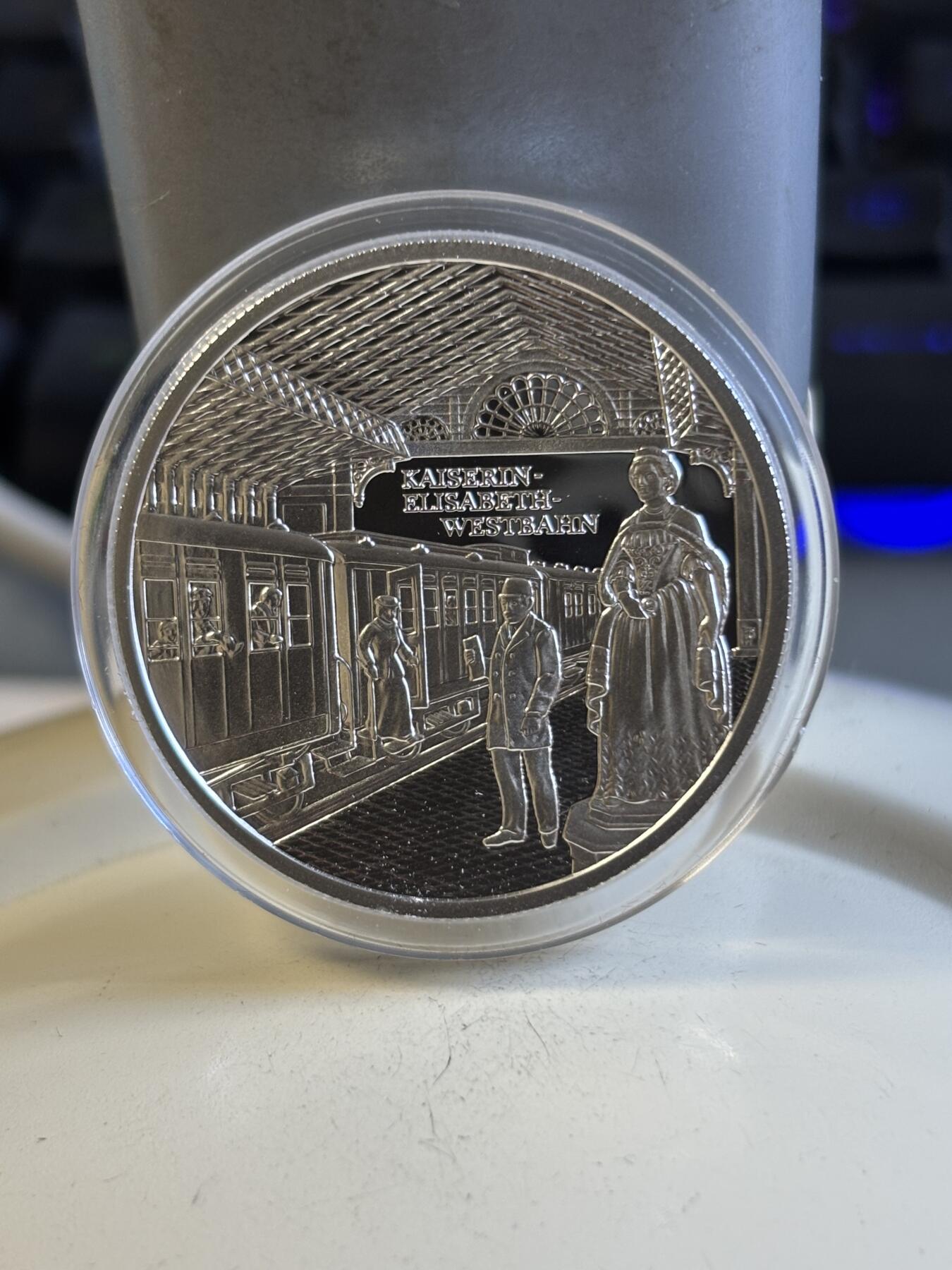 第197期拍卖 奥地利2008年铁路系列4维也纳西火车站纪念银币，900银，18克