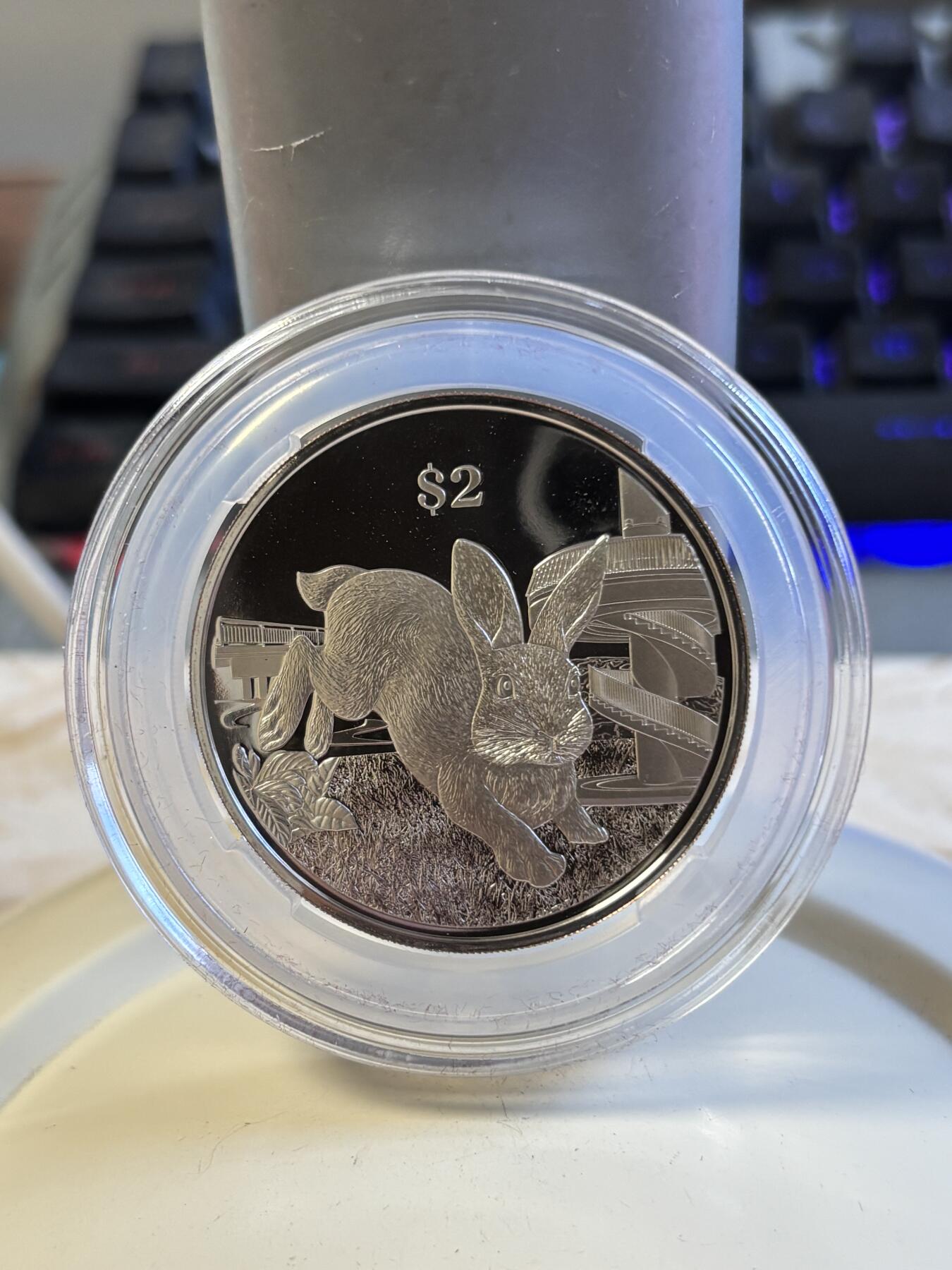 第196期拍卖 新加坡2023年十二生肖兔年铜镍纪念币带盒证书