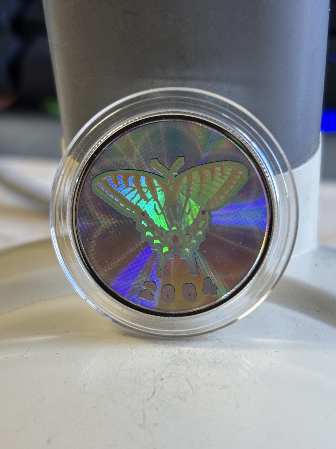 第197期拍卖 加拿大2004年美丽蝴蝶系列虎凤蝶全息幻彩纪念银币，925银，9.3克，发行20000枚