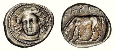 中贸圣佳2026四季・迎春拍卖会 六盈堂藏泉 钱币 证章 卡牌专场 - 古希腊塞萨利地区拉瑞萨城水泽仙女与马一德拉克马银币 长20mm