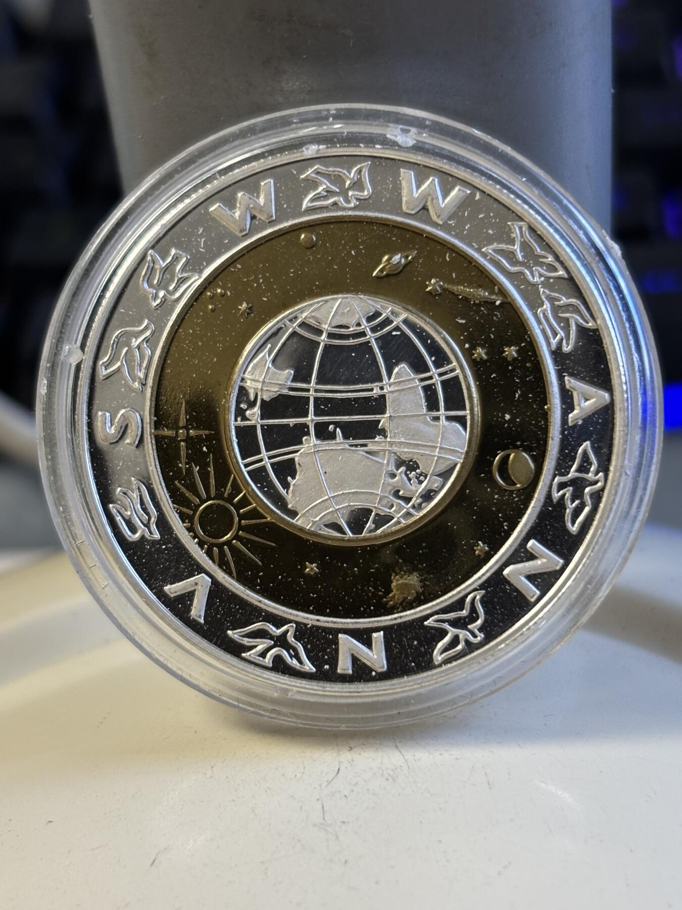 第197期拍卖 安道尔1999年千禧年双色纪念银币，有氧化，925银，1盎司