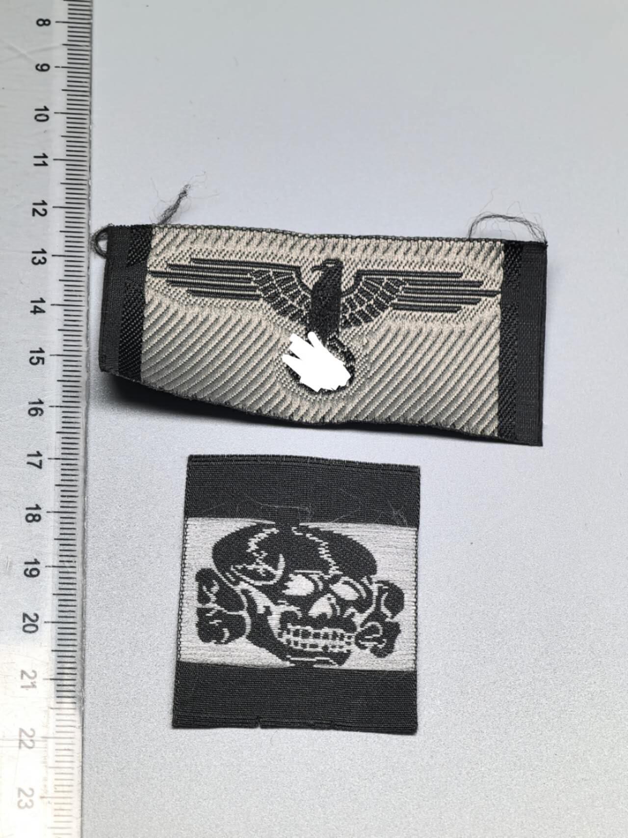 小驴勋章奖章收藏4月11日周六晚六点拍卖（珍爱和平，收藏战争，铭记历史，勿忘国耻，忠党爱国。有偿代拍，送拍规则在简介最后，参拍须阅读规则后再参拍，关系到运费包装发货时效真假辨别等关键信息，拍卖时不再发原图，看大图店主微信码在拍卖店铺介绍里）