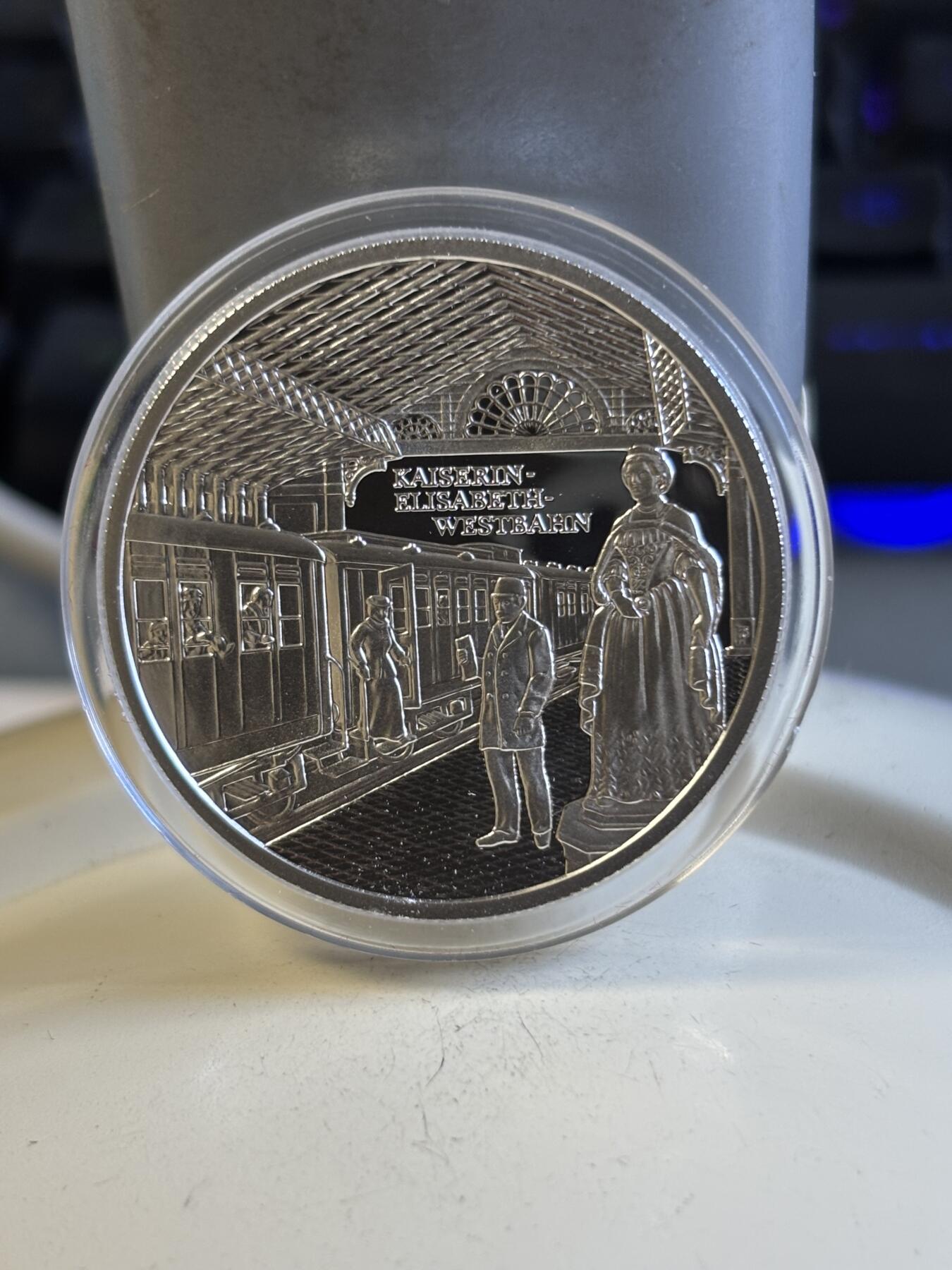 第197期拍卖 奥地利2008年铁路系列4维也纳西火车站纪念银币，900银，18克