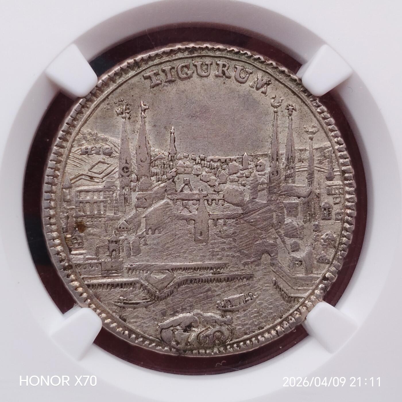 瑞士苏伊士1768年1/2盾景观银币