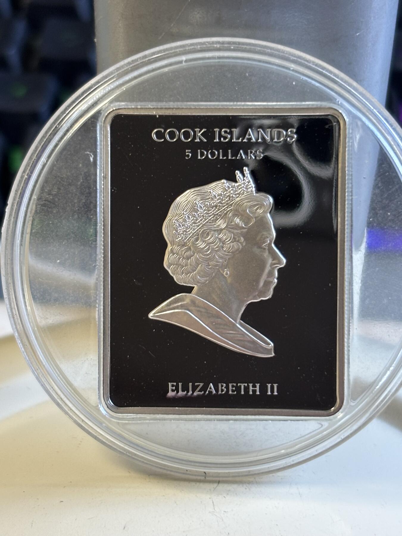 第197期拍卖 库克2009戴珍珠耳环的少女弗美尔镶珍珠矩形银币,925银，25克，发行5000枚