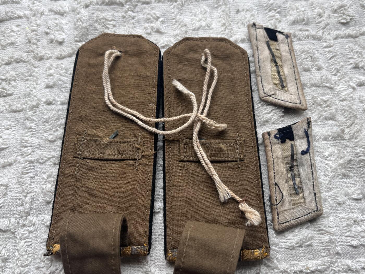 五十年代校官章