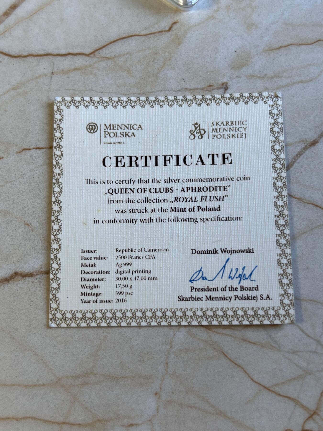 第197期拍卖 喀麦隆2016年扑克牌系列Q矩形彩色纪念银币带证书，999银，发行599枚，17.5克