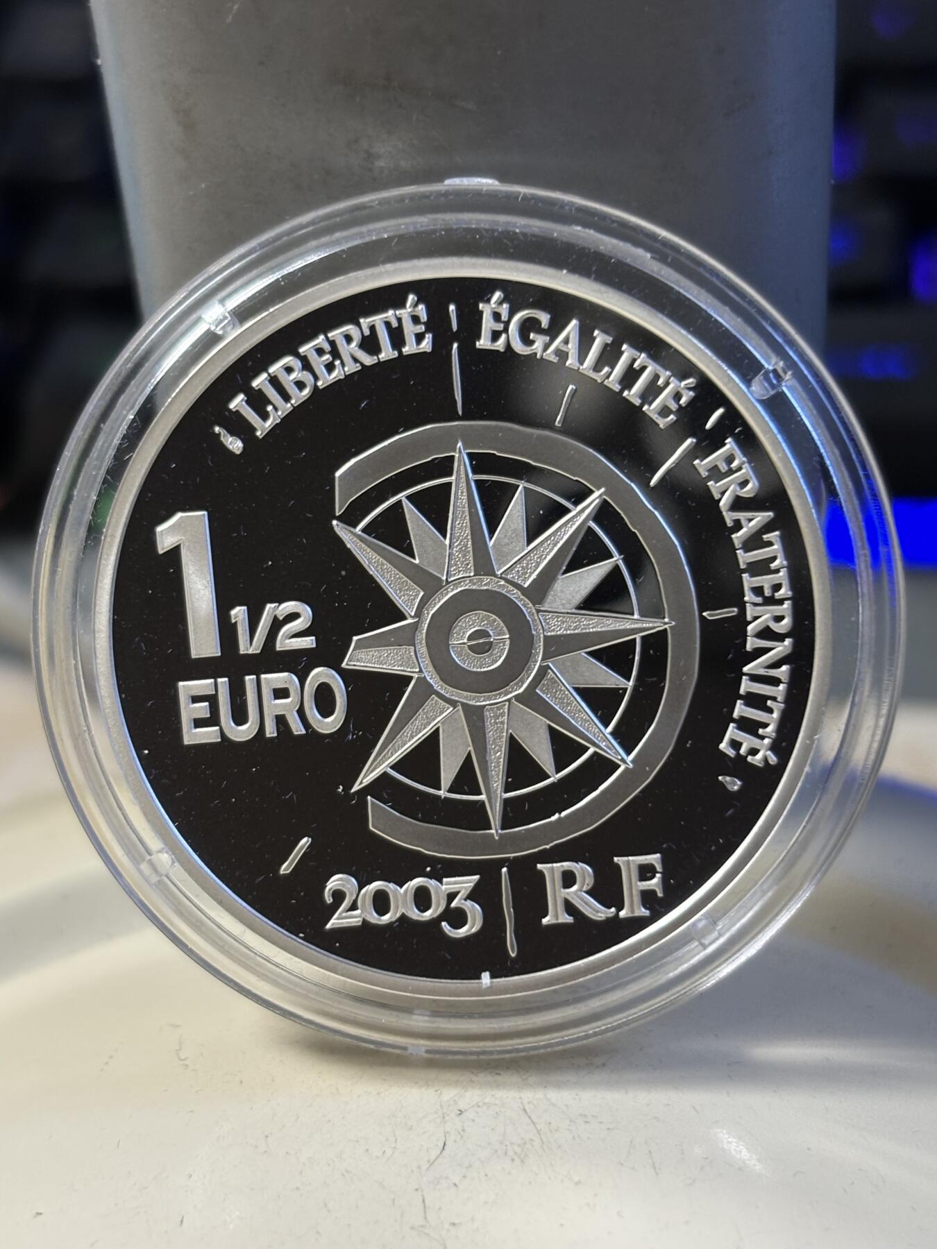 第197期拍卖 法国2003年环游世界系列精制银币套3枚套，22.2克*3，发行 15000套