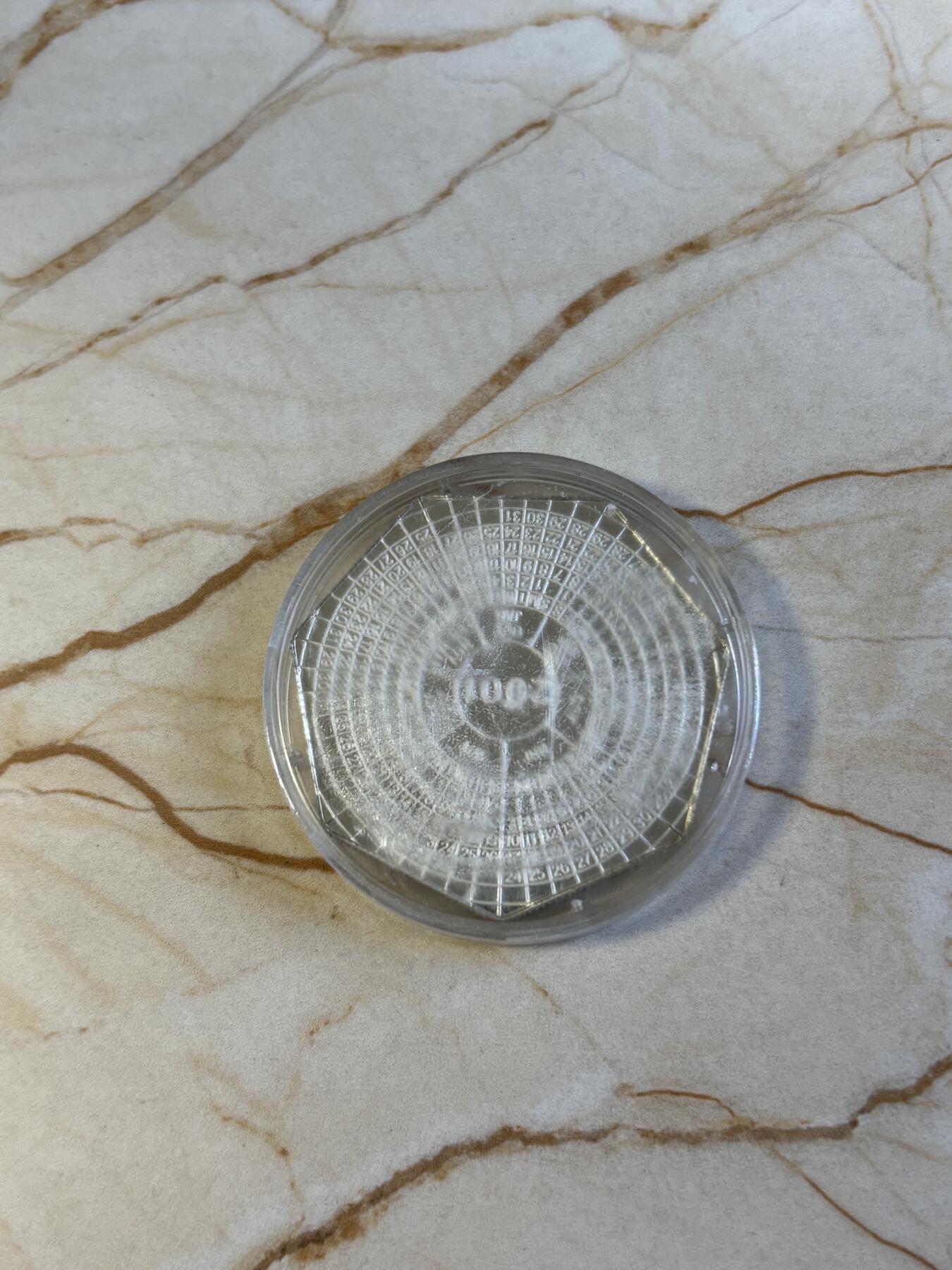 第197期拍卖 赞比亚2000年年历七边形精制纪念银币，999银，23克