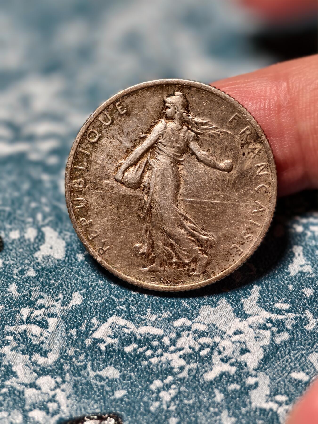 抚柳草堂-第二十四期章牌钱币  奖章勋章 满百包邮 放漏专场 1917法国2法郎播种女神银币 重10.1g 法兰西第三共和国时期经典流通银币 雕刻家名家Oscar Roty设计 彩光漂亮细节到位