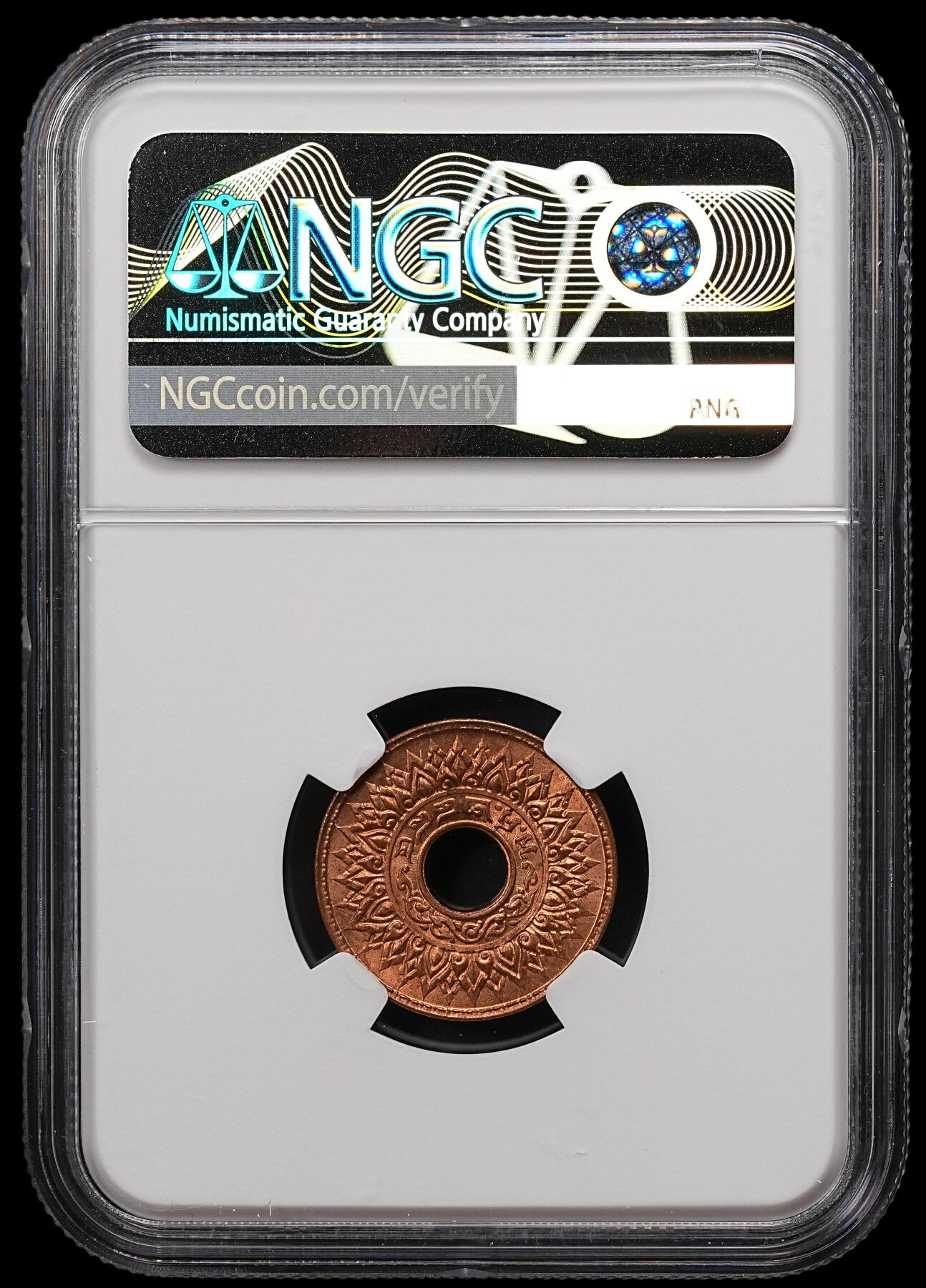 修遠堂世界钱币第111期 NGC MS66RD 1941年泰国1萨当铜币 高分满铜光 