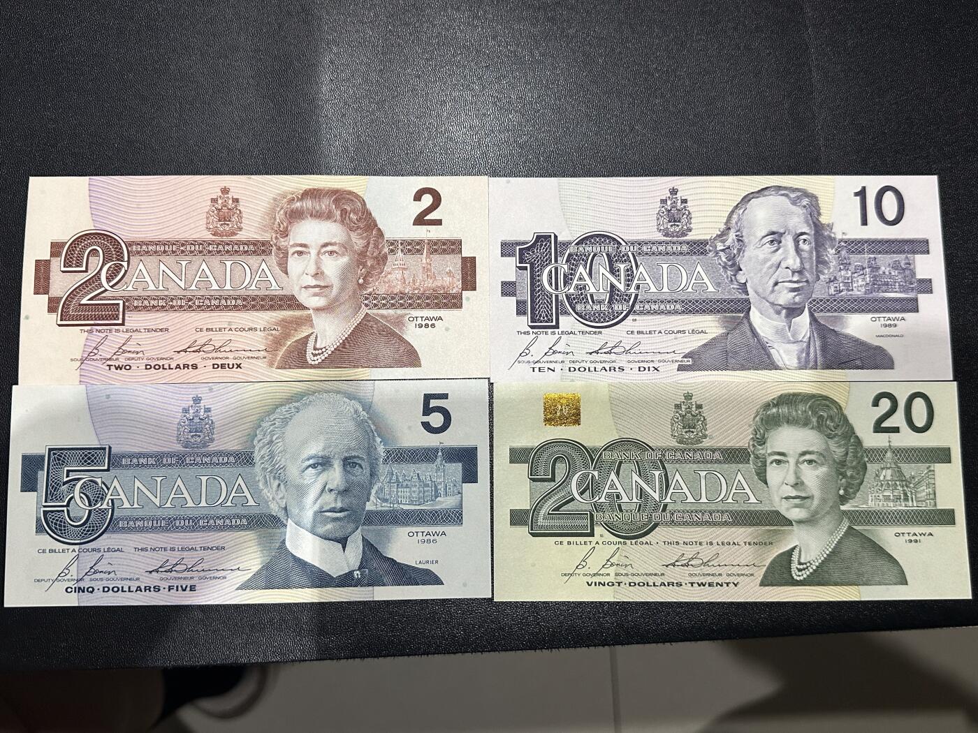 《外钞收藏家》第六百二十六期（精品场）（长期征集拍品、欢迎藏友们联系合作） 加拿大1986-1991年鸟版2/5/10/20元四张一套同一签名（绝品）	绝品