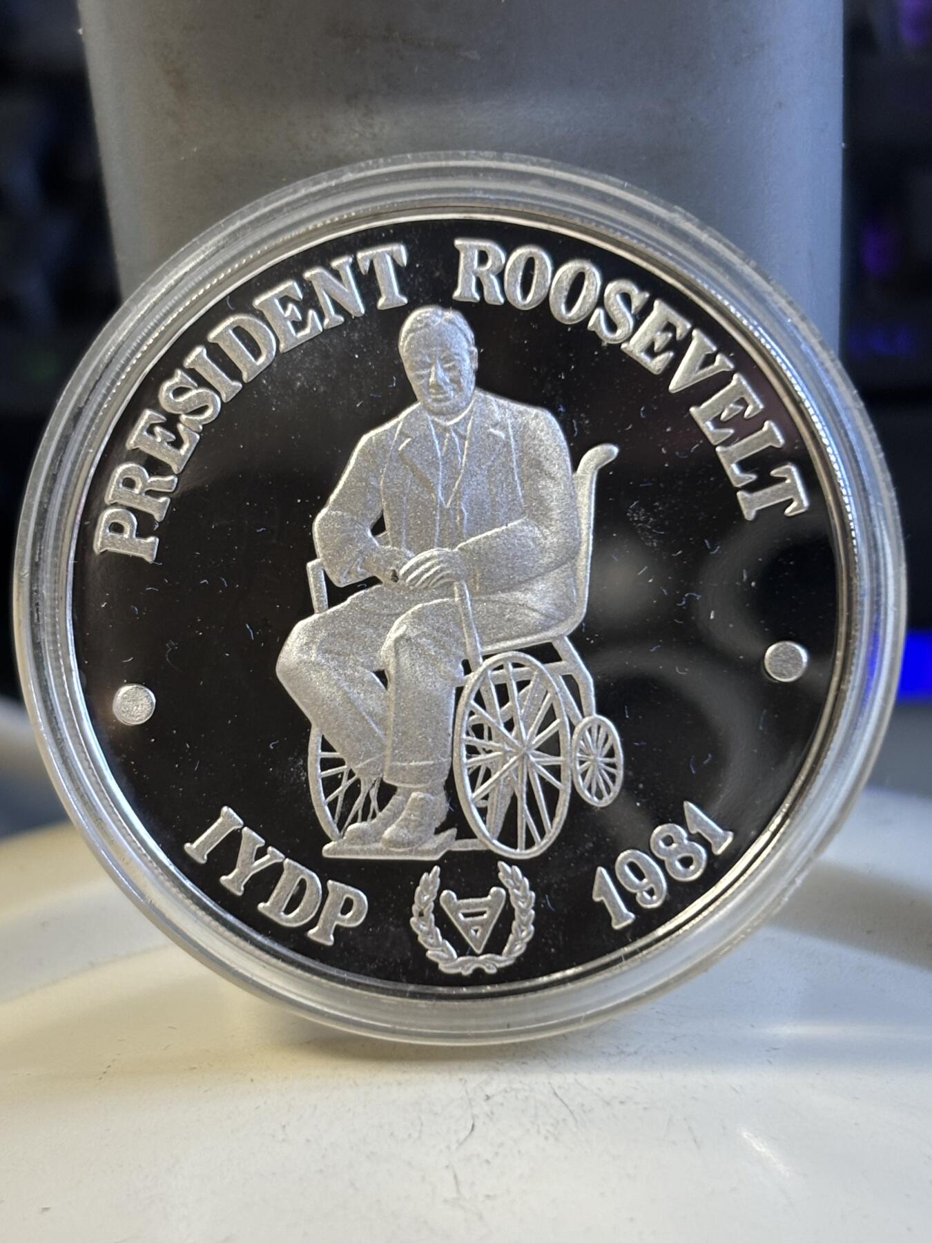 第197期拍卖 萨摩亚1981年 残疾人年罗斯福总统 1元 精制银币，925银，1盎司，