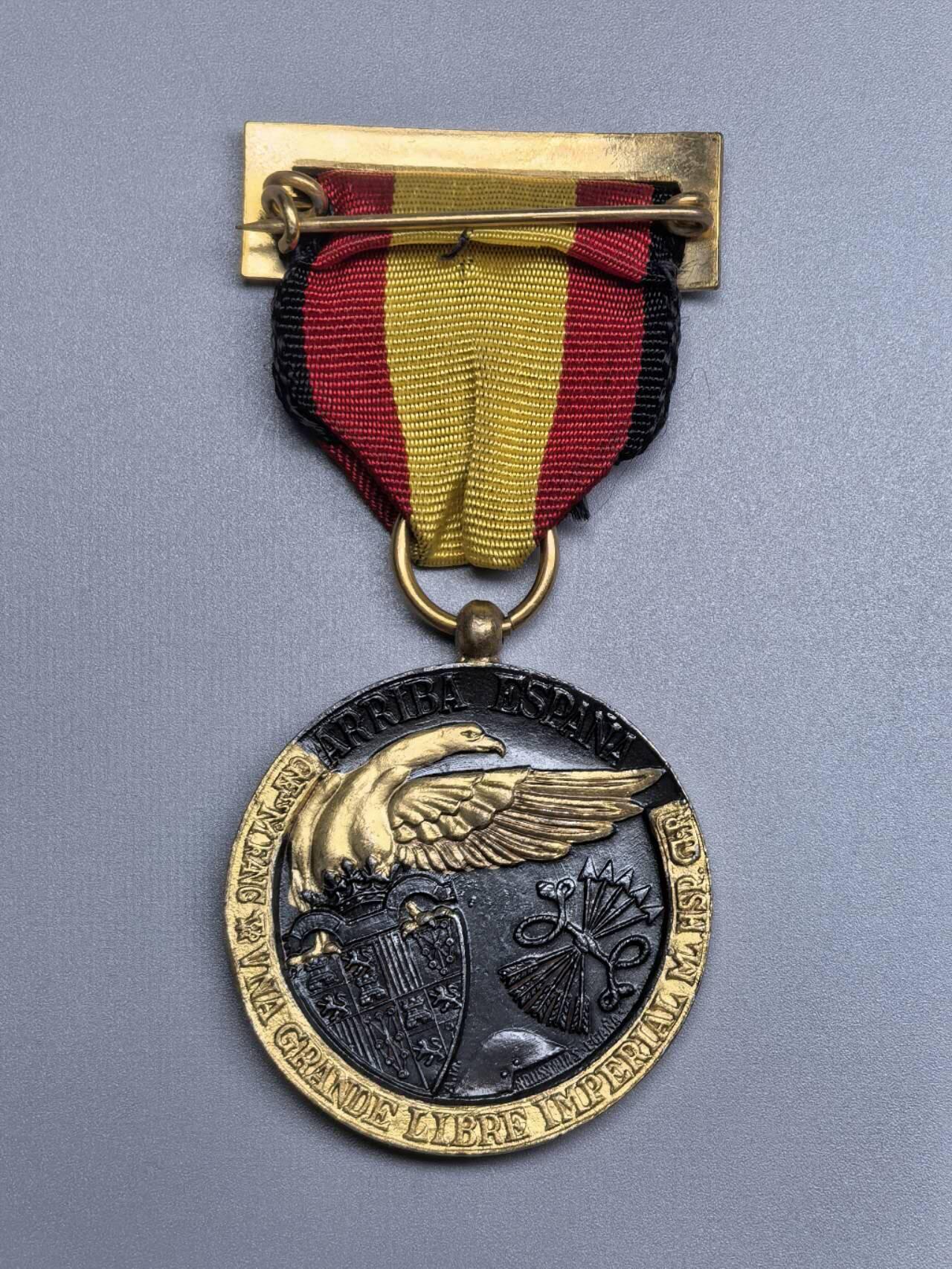 小驴勋章奖章收藏4月11日周六晚六点拍卖（珍爱和平，收藏战争，铭记历史，勿忘国耻，忠党爱国。有偿代拍，送拍规则在简介最后，参拍须阅读规则后再参拍，关系到运费包装发货时效真假辨别等关键信息，拍卖时不再发原图，看大图店主微信码在拍卖店铺介绍里） 西班牙内战奖章