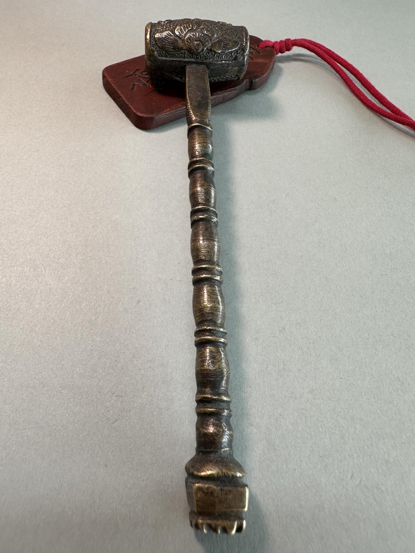 民国老黄铜錾花竹节柄花鸟纹小铜锤 传世良美品 民俗文玩雅器