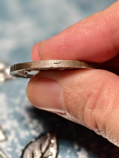 抚柳草堂-第二十八期章牌钱币  奖章勋章 满百包邮 放漏专场 1898法国婚姻与爱情纪念银章 950银 34.3mm 18.6克 油灯边铭 著名章牌雕刻师Jean-Pierre Montagny作品 品相非常好 底板丝滑 