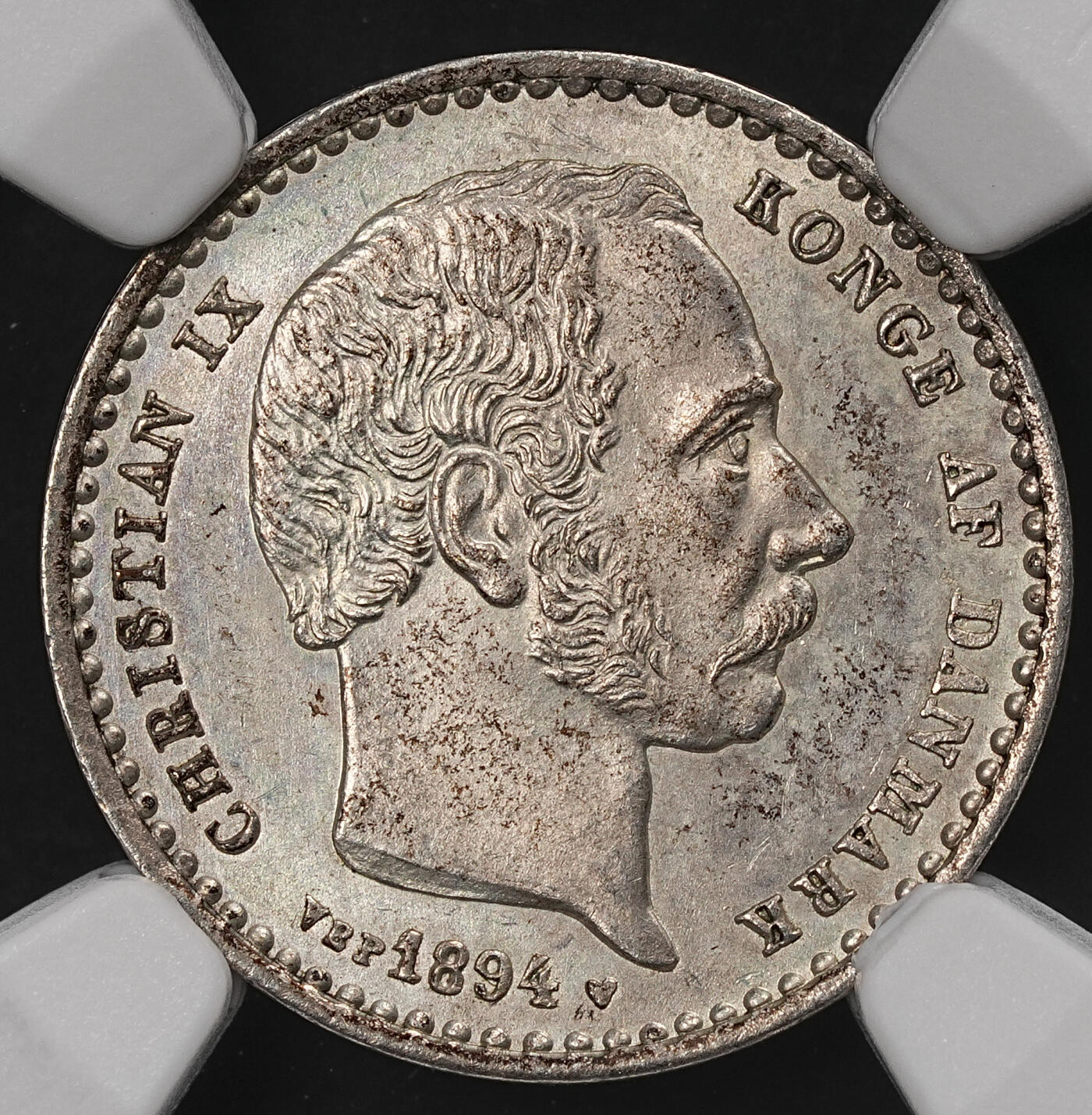 修遠堂世界钱币第111期 NGC MS64 1894年丹麦25欧尔银币